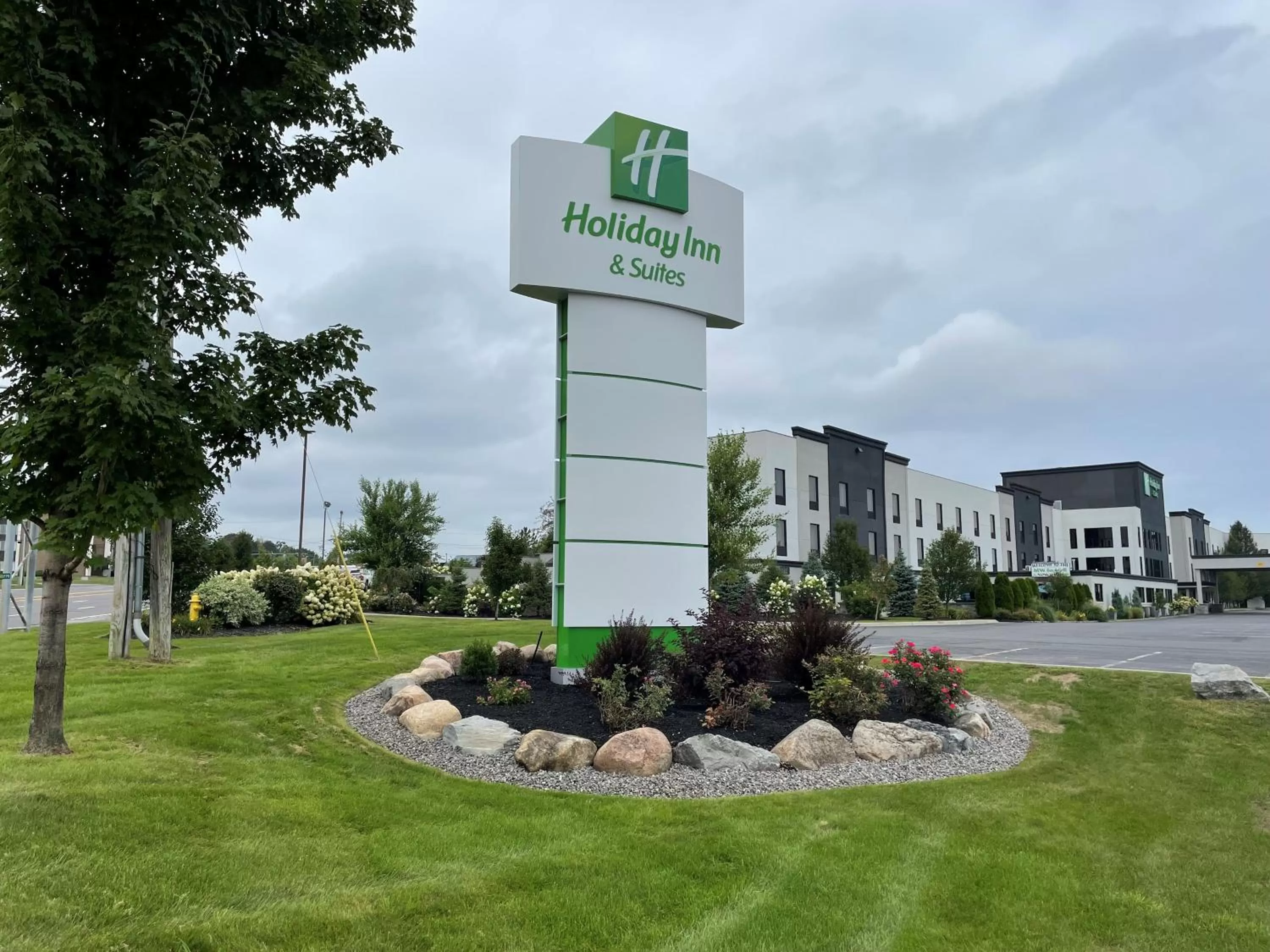 Holiday Inn & Suites Syracuse Airport - Liverpool by IHG