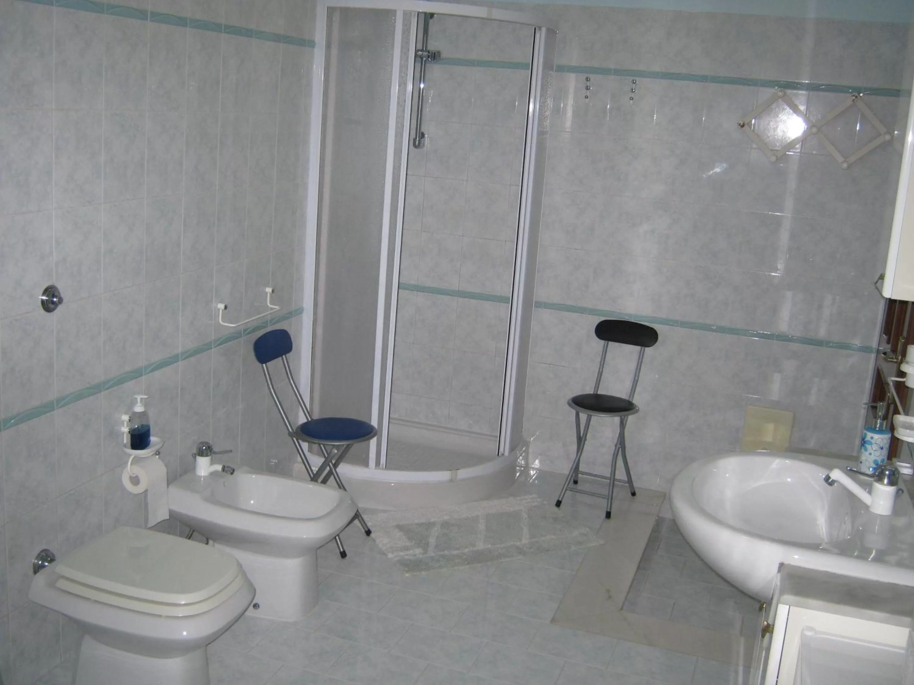 Shower in Il Laghetto