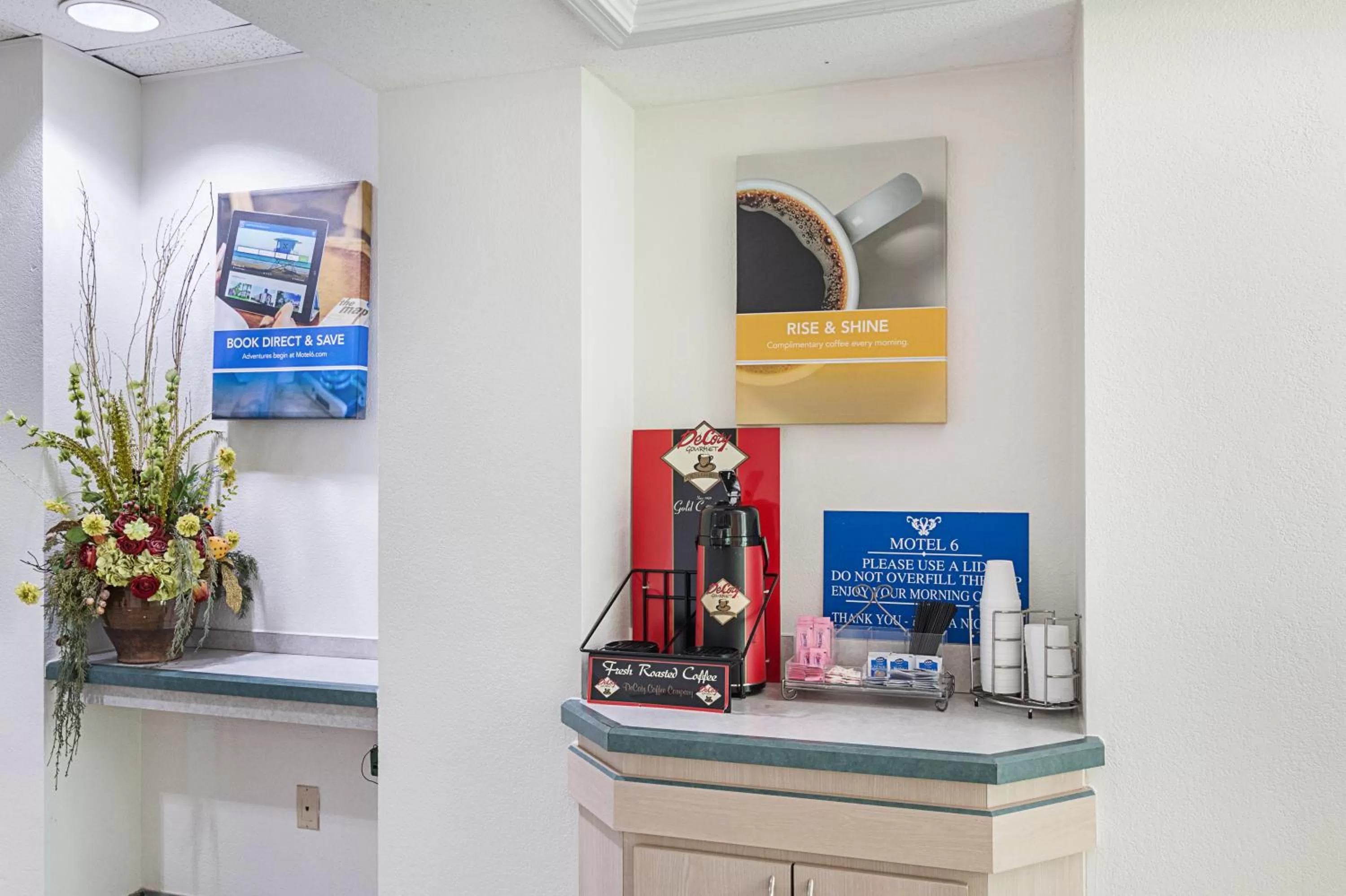 Lobby or reception in Motel 6-Weatherford, TX