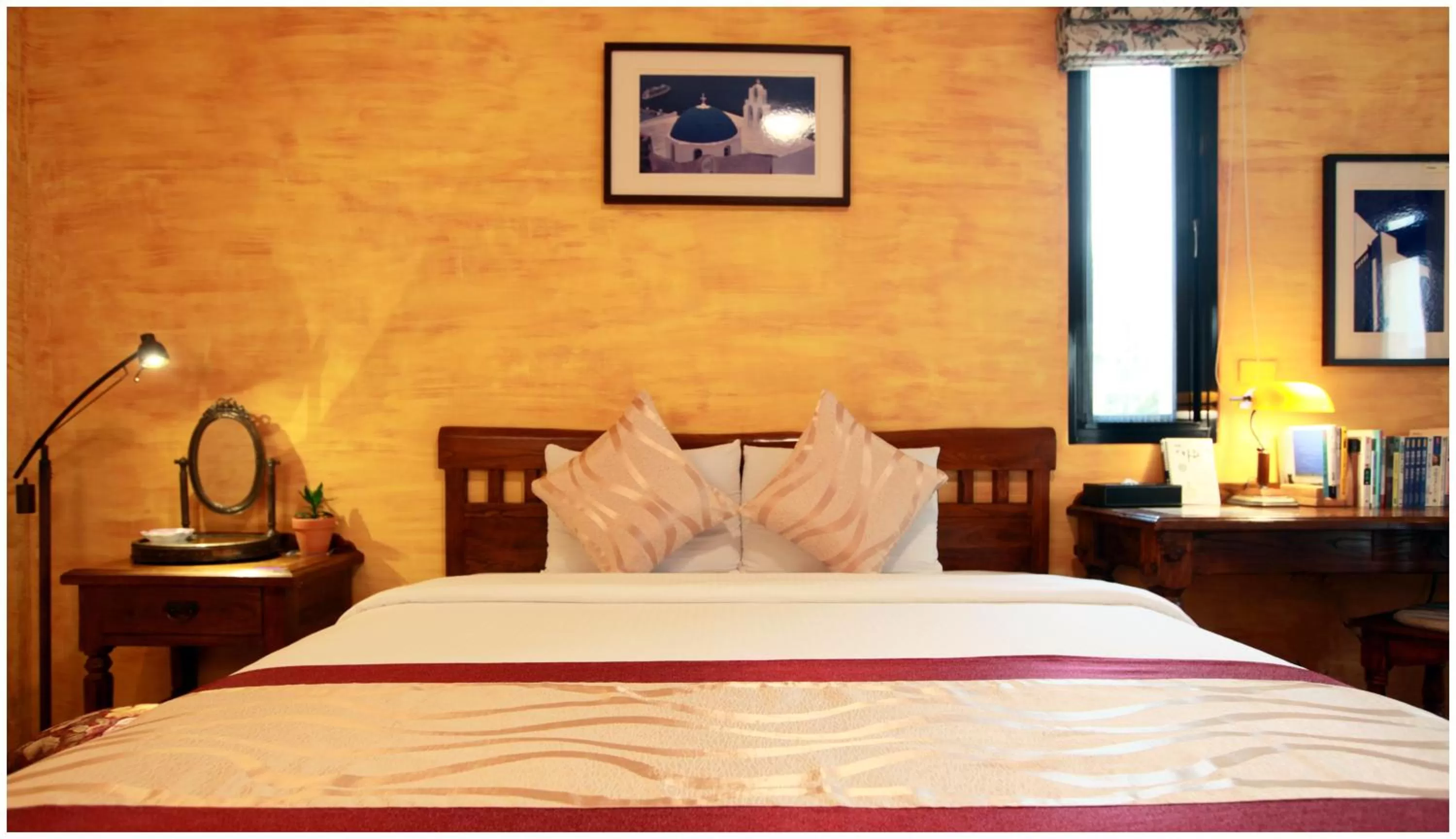 bunk bed, Bed in Errantry Lodge & Studio