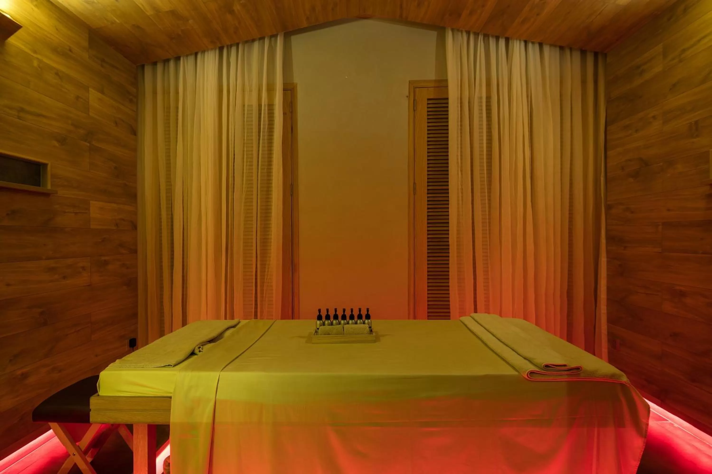 Massage in Fusion Suites Saigon