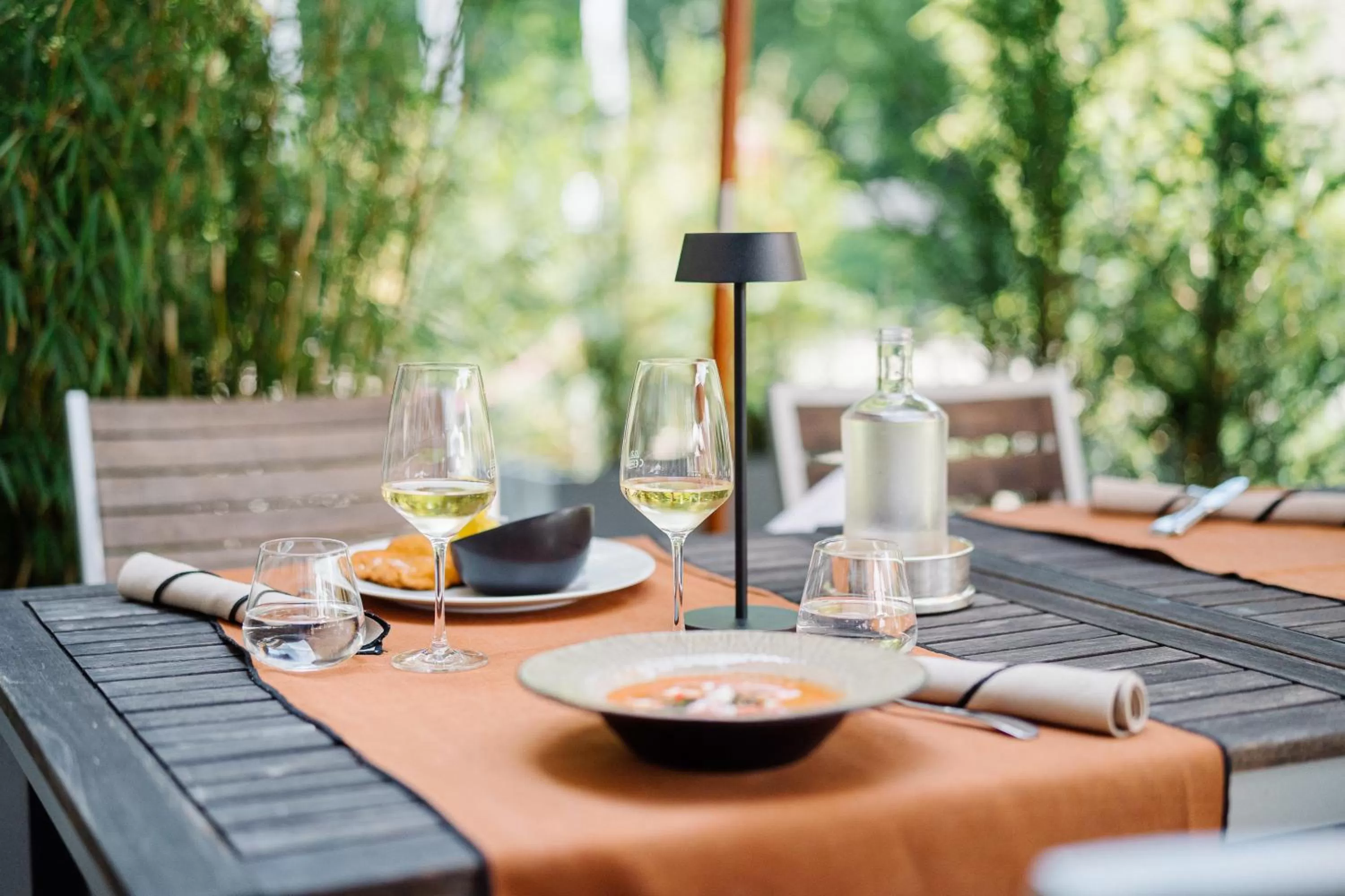 Restaurant/places to eat in Schlosshotel Hugenpoet