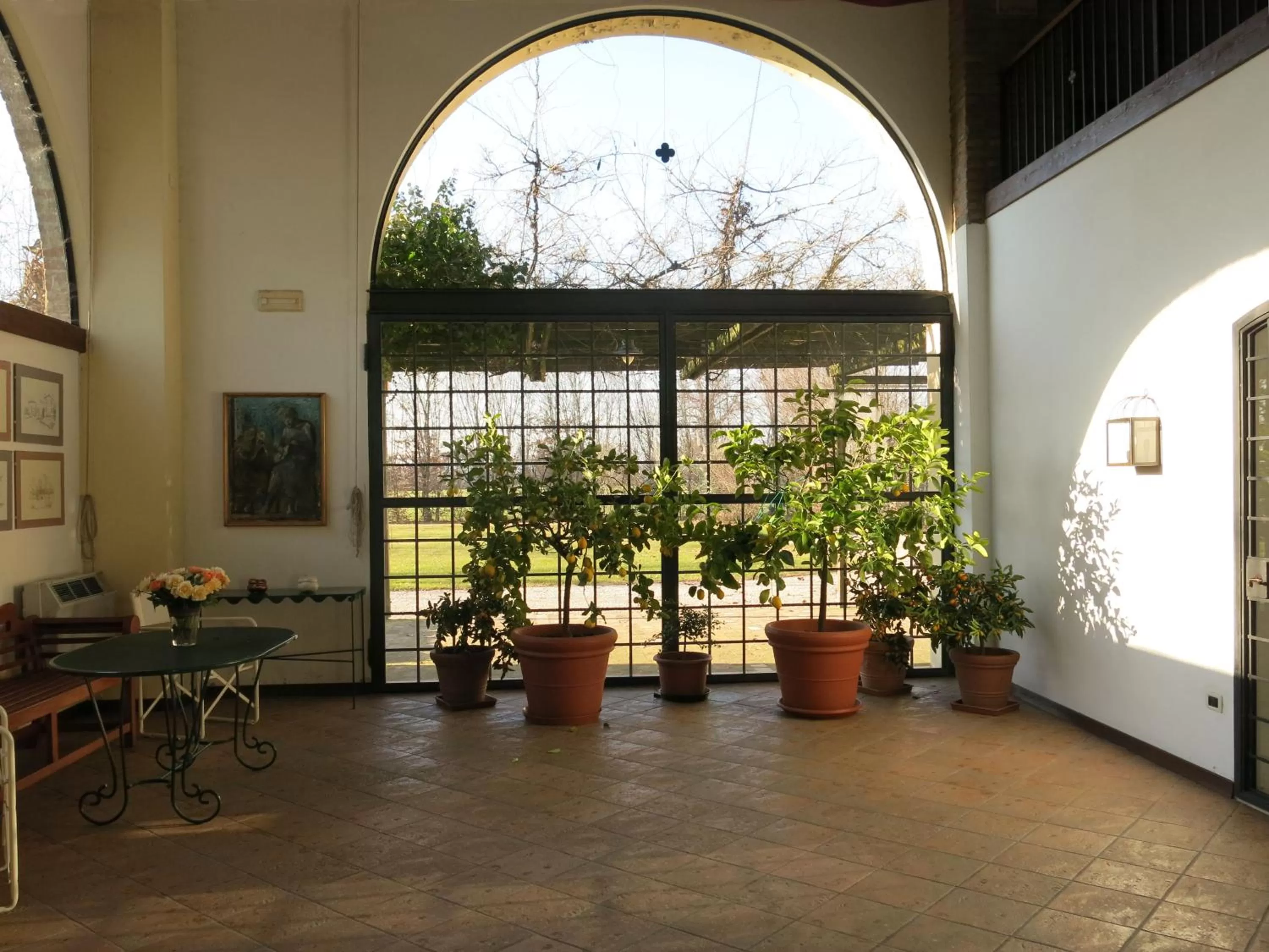 Communal lounge/ TV room in Villa Schiavi
