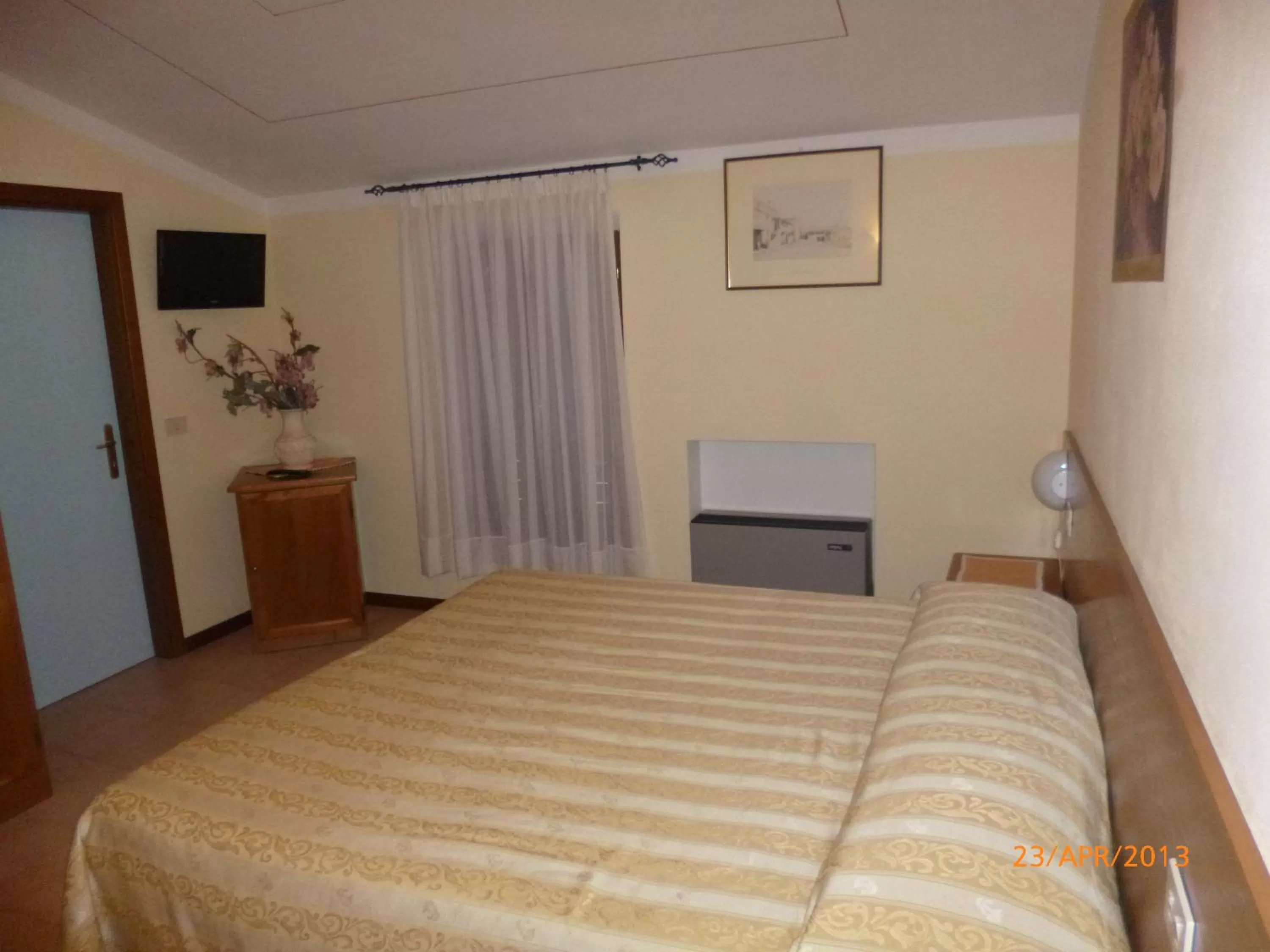 Bedroom, Bed in Albergo La Foresteria