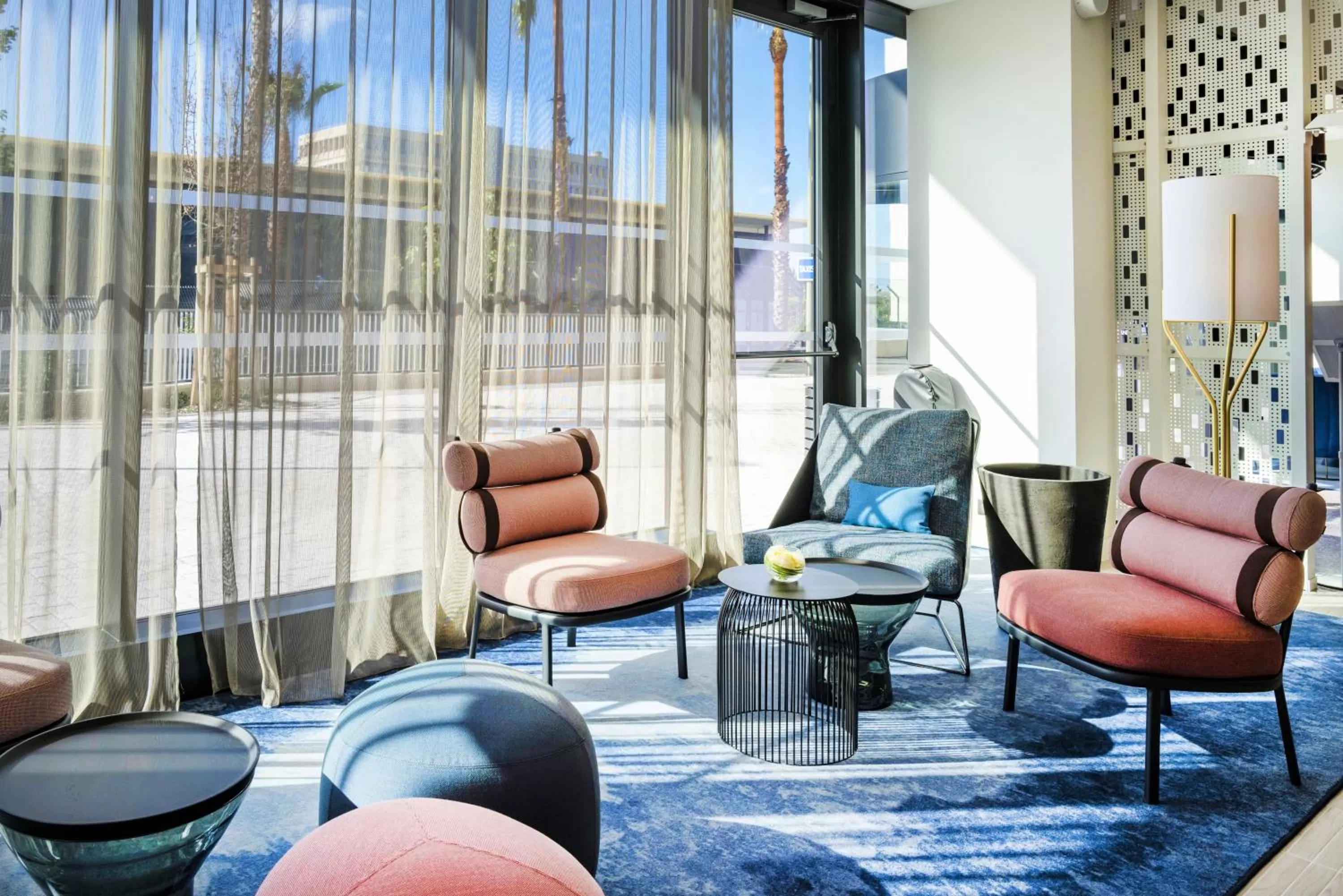 Lobby or reception in Crowne Plaza - Nice - Grand Arenas by IHG