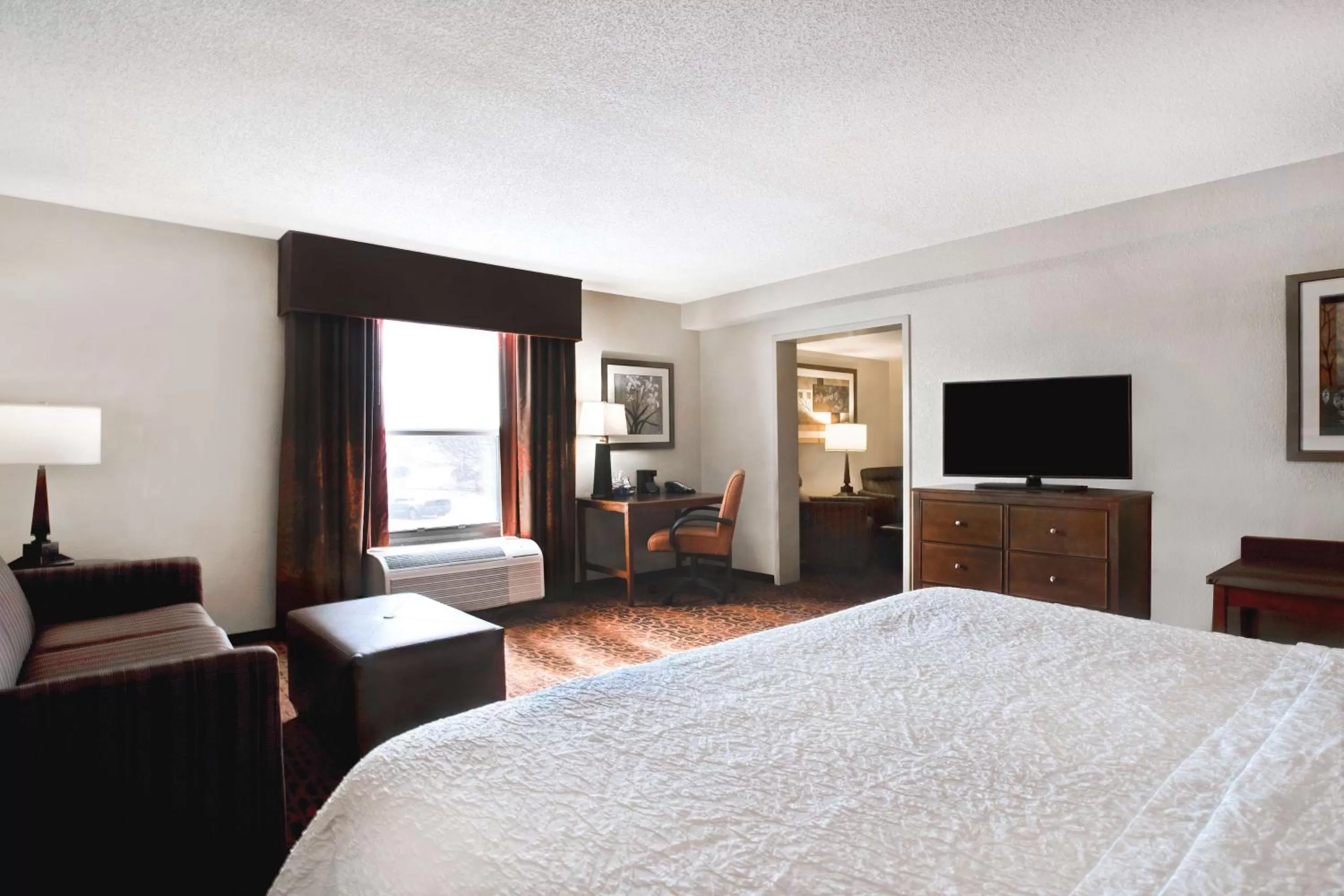 Bedroom, Bed in Hampton Inn Fort Wayne-Southwest