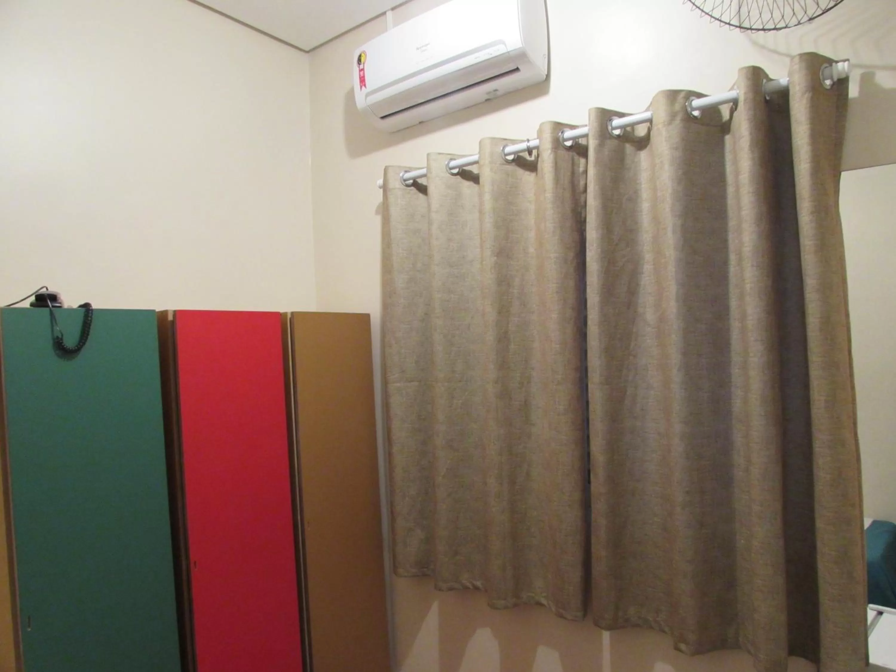 wardrobe in Hotel Minho - Próximo a 25 de Março, Brás, Bom Retiro e Hospital Pérola Byington