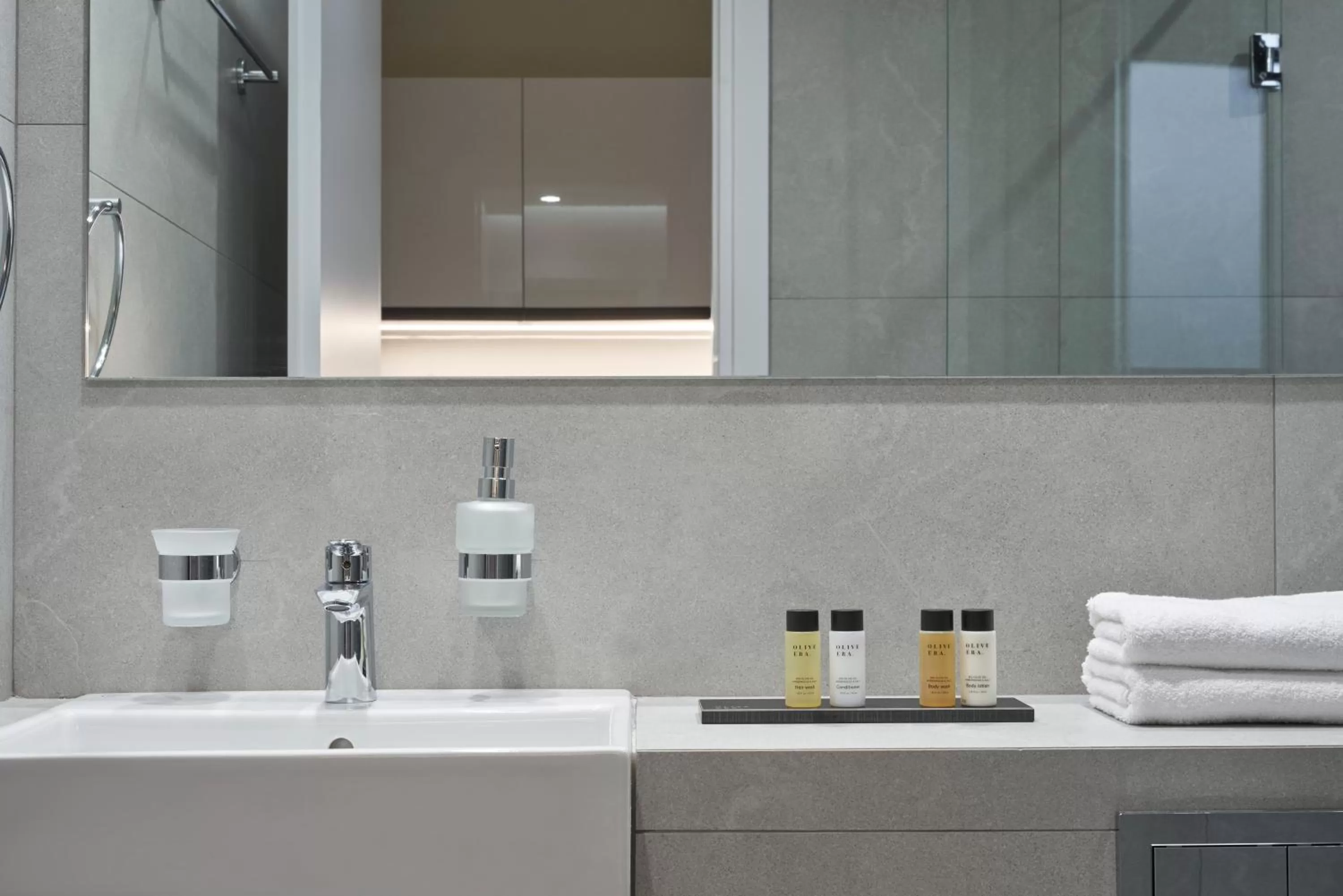 Bathroom in Hestia - Asklipiou 61