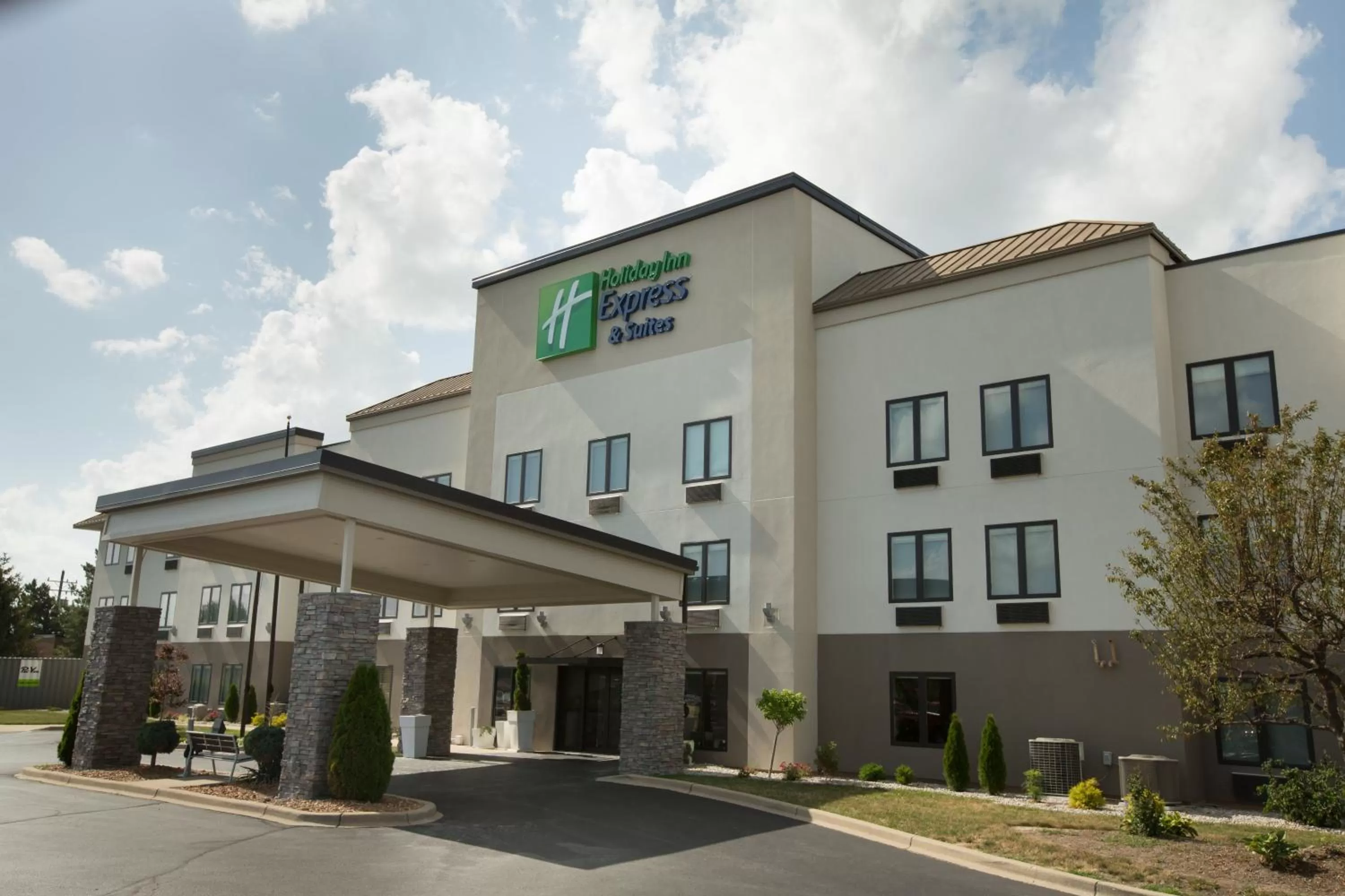 Property building in Holiday Inn Express Hotel & Suites Madison by IHG