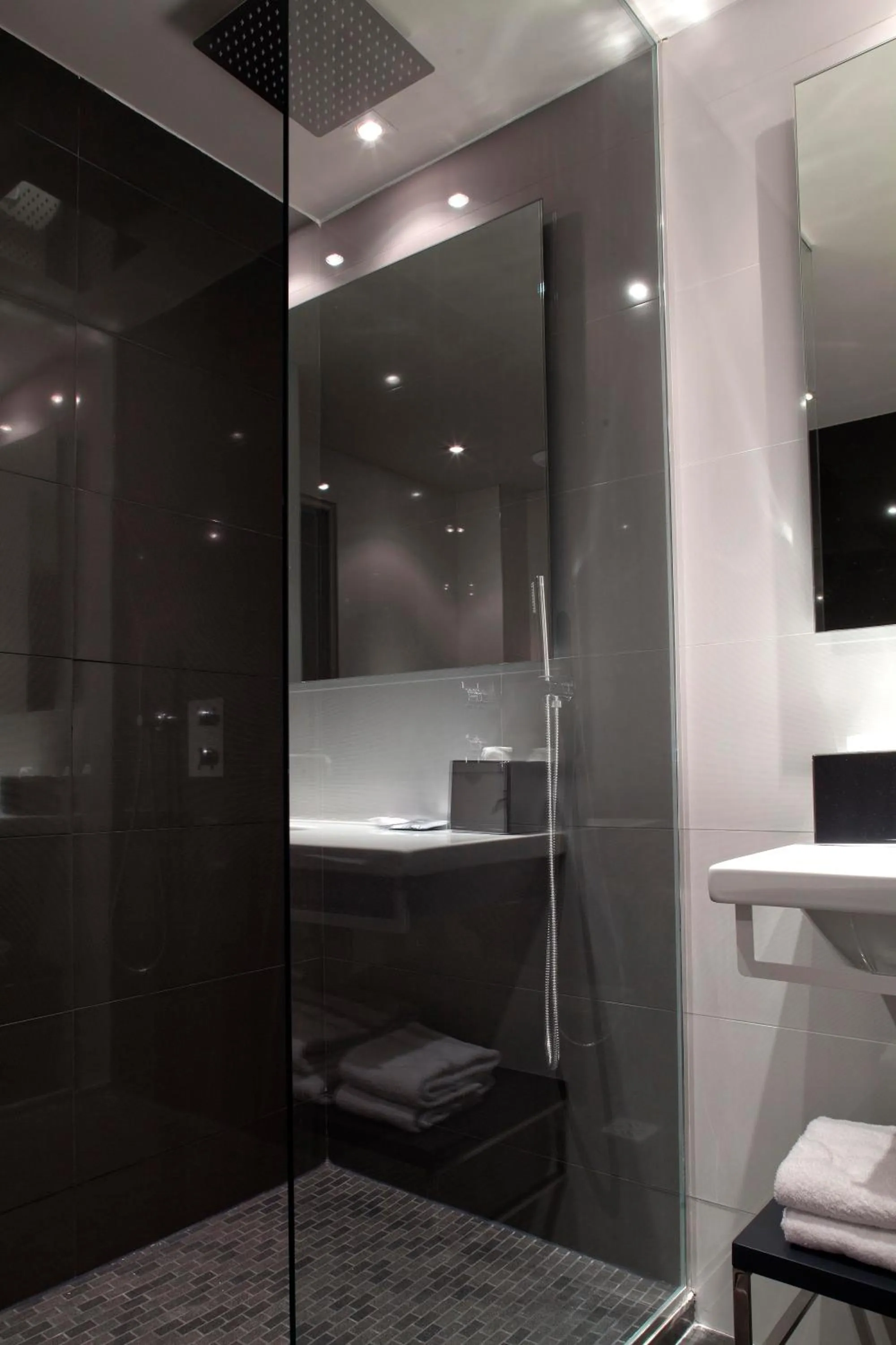 Bathroom in Georgette Hôtel & Restaurant