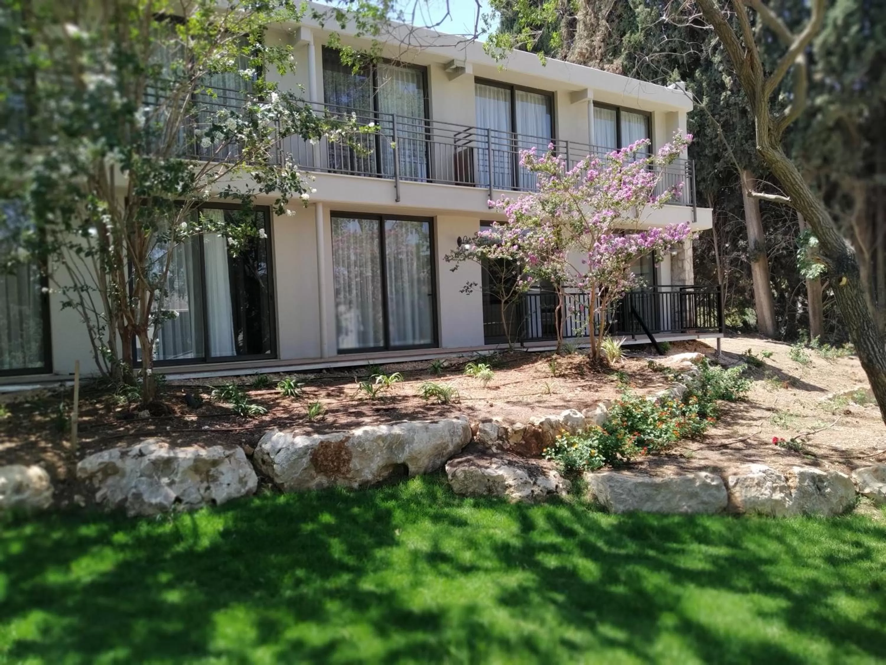 Garden in Kfar Giladi Hotel