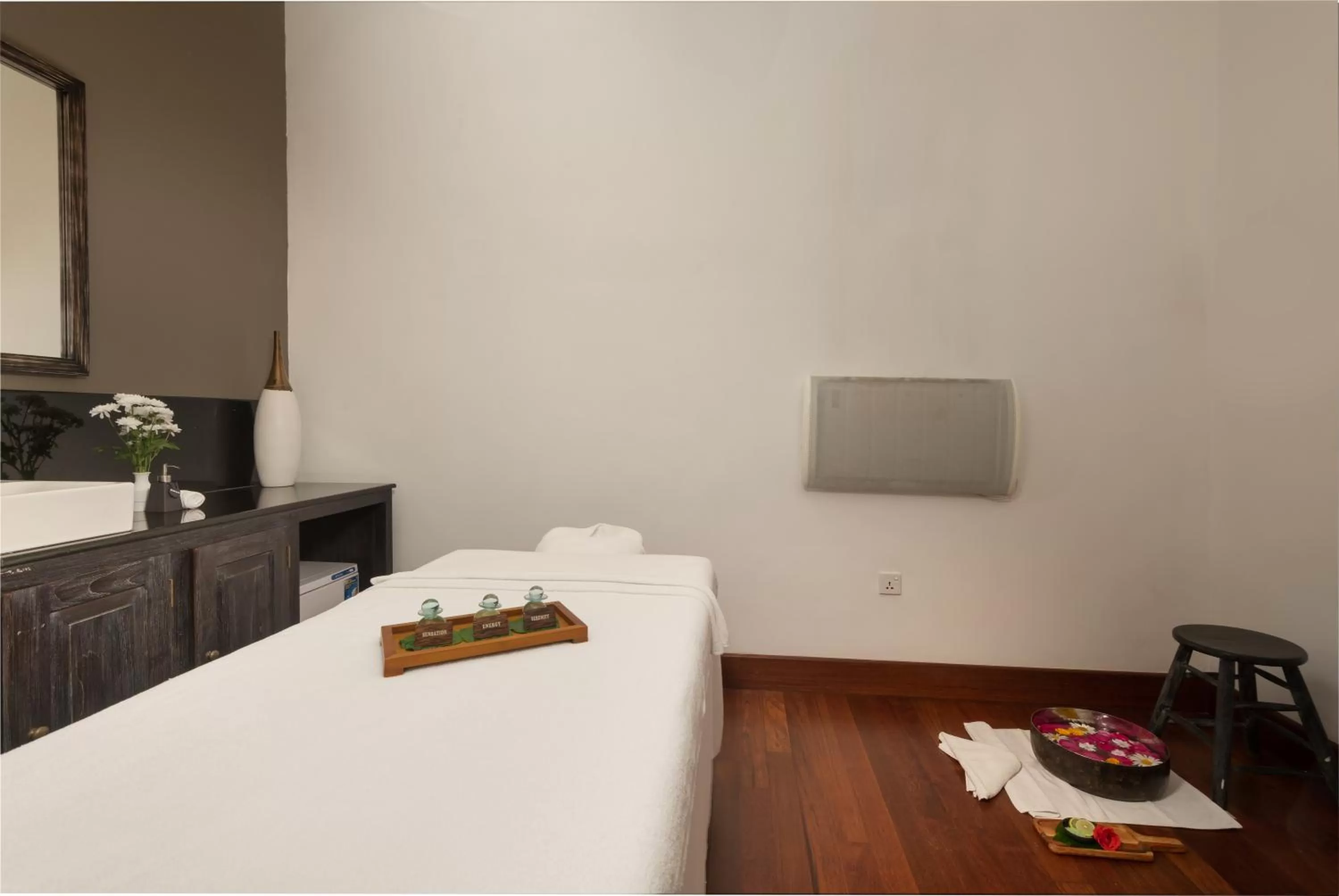 Spa and wellness centre/facilities, Bed in The Grand Hotel - Heritage Grand