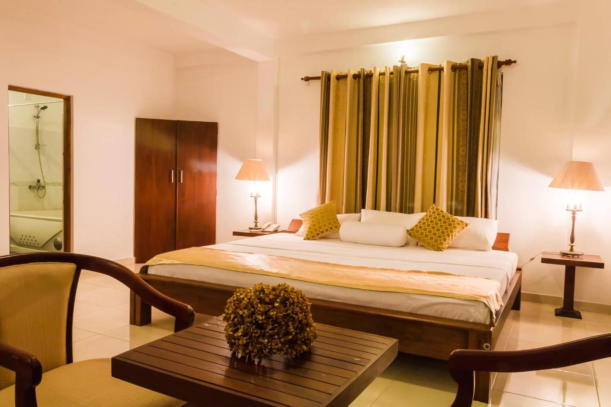 Bed in Kandy Highland Unique Hotel