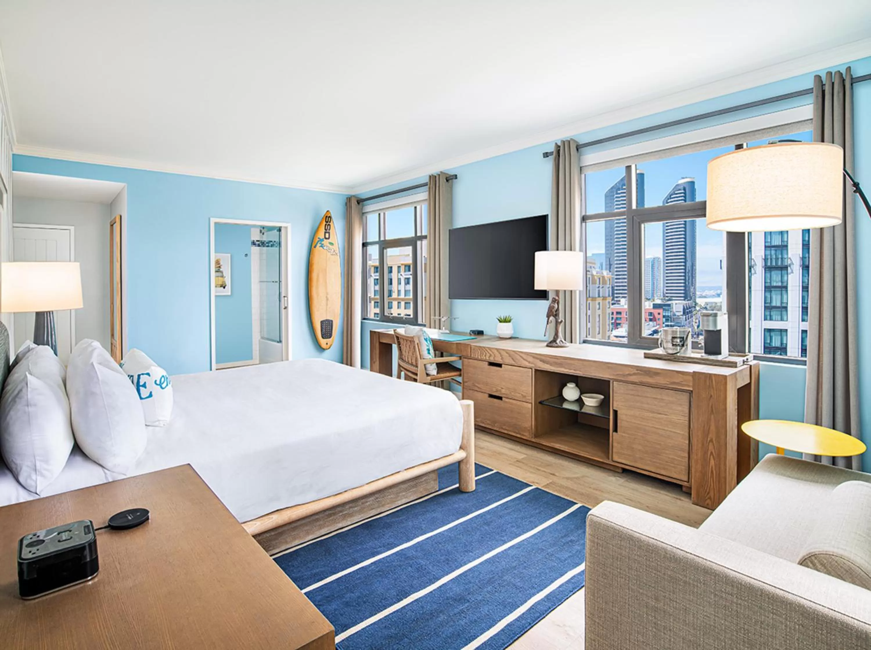 Bedroom, Bed in Margaritaville Hotel San Diego Gaslamp Quarter