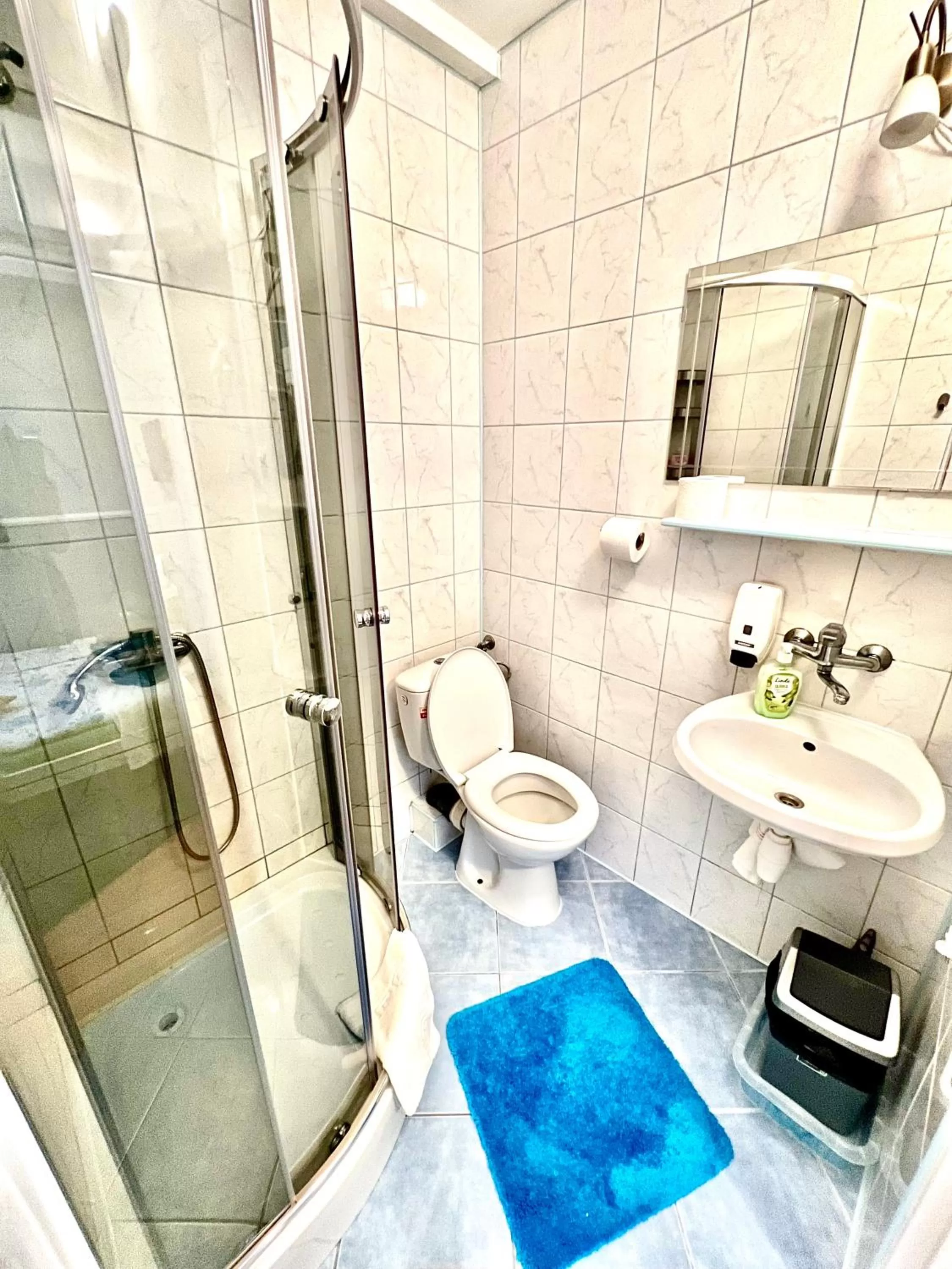 Shower in Ziołowa Dolina