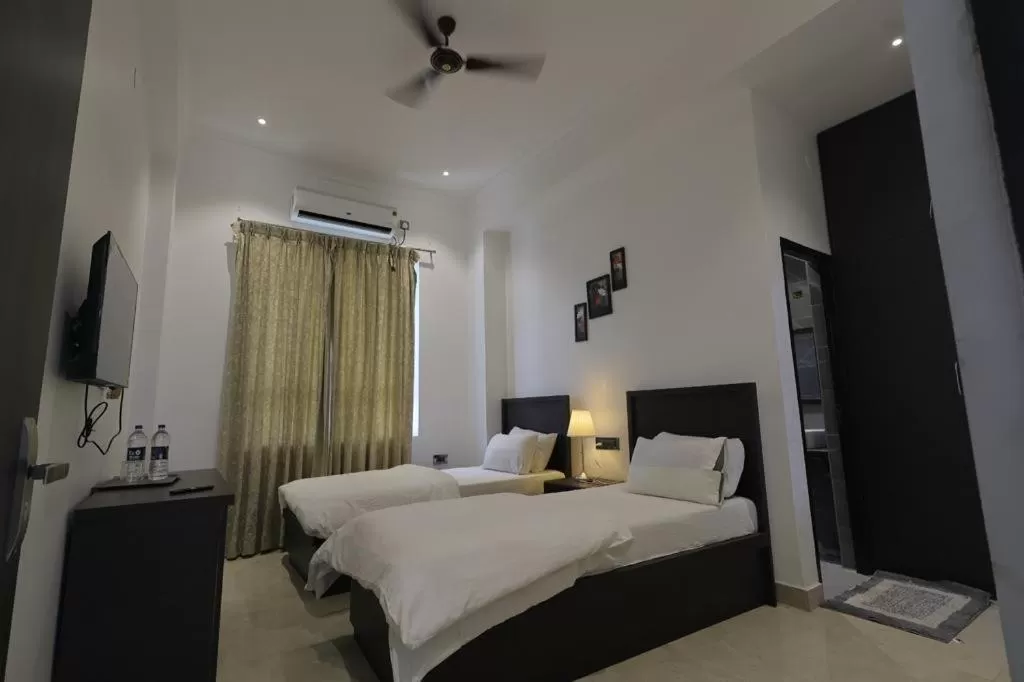 Bed in The White Lotus