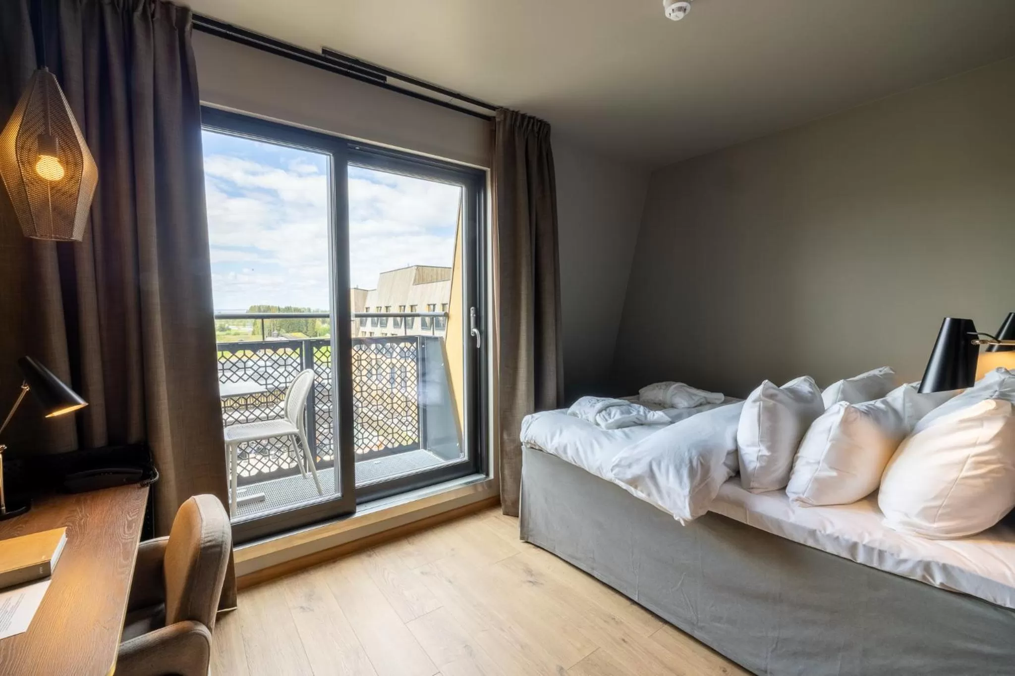 Inner courtyard view, Bed in Lily Country Club