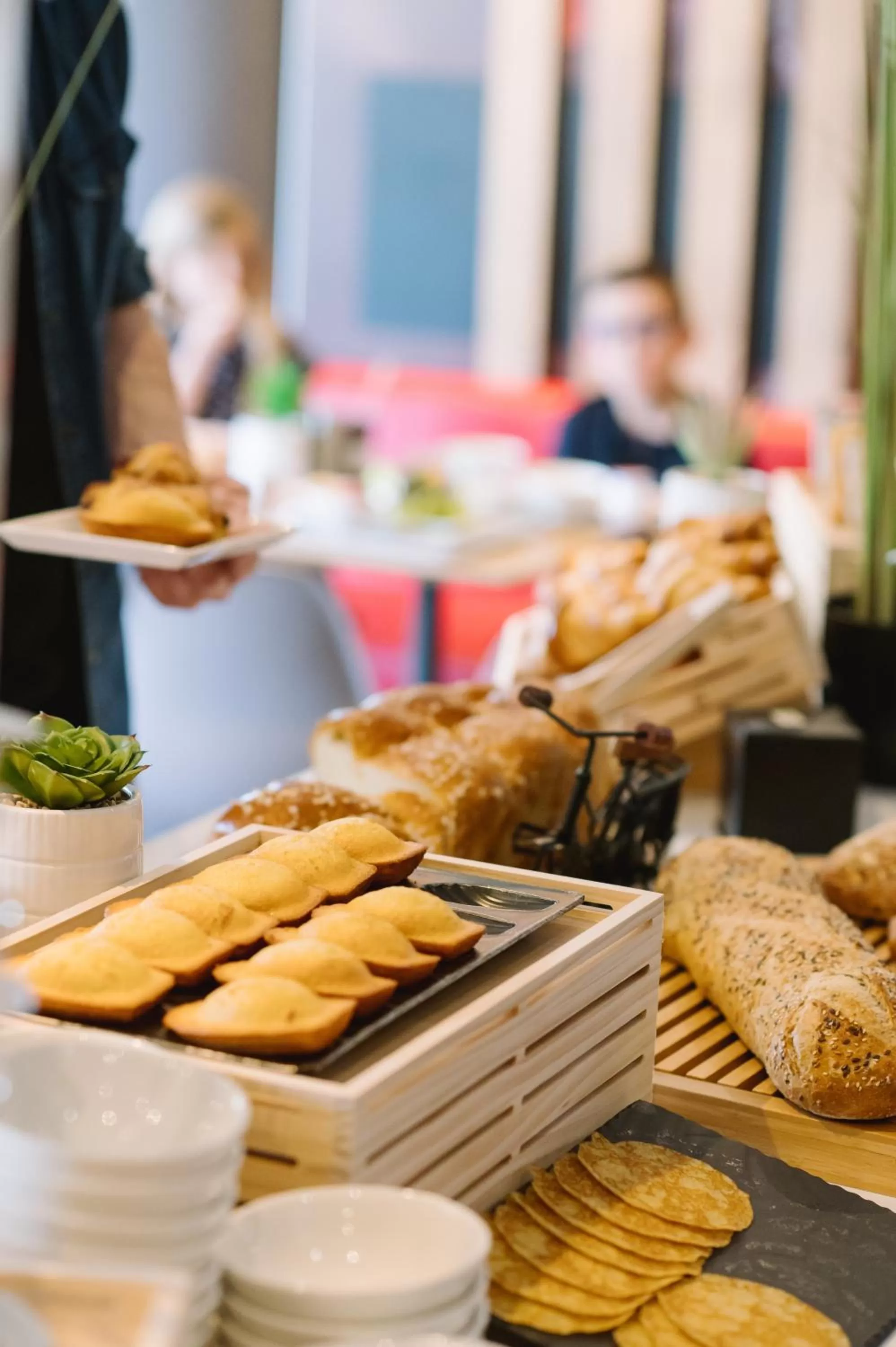 Food and drinks in ibis Avignon Centre Gare