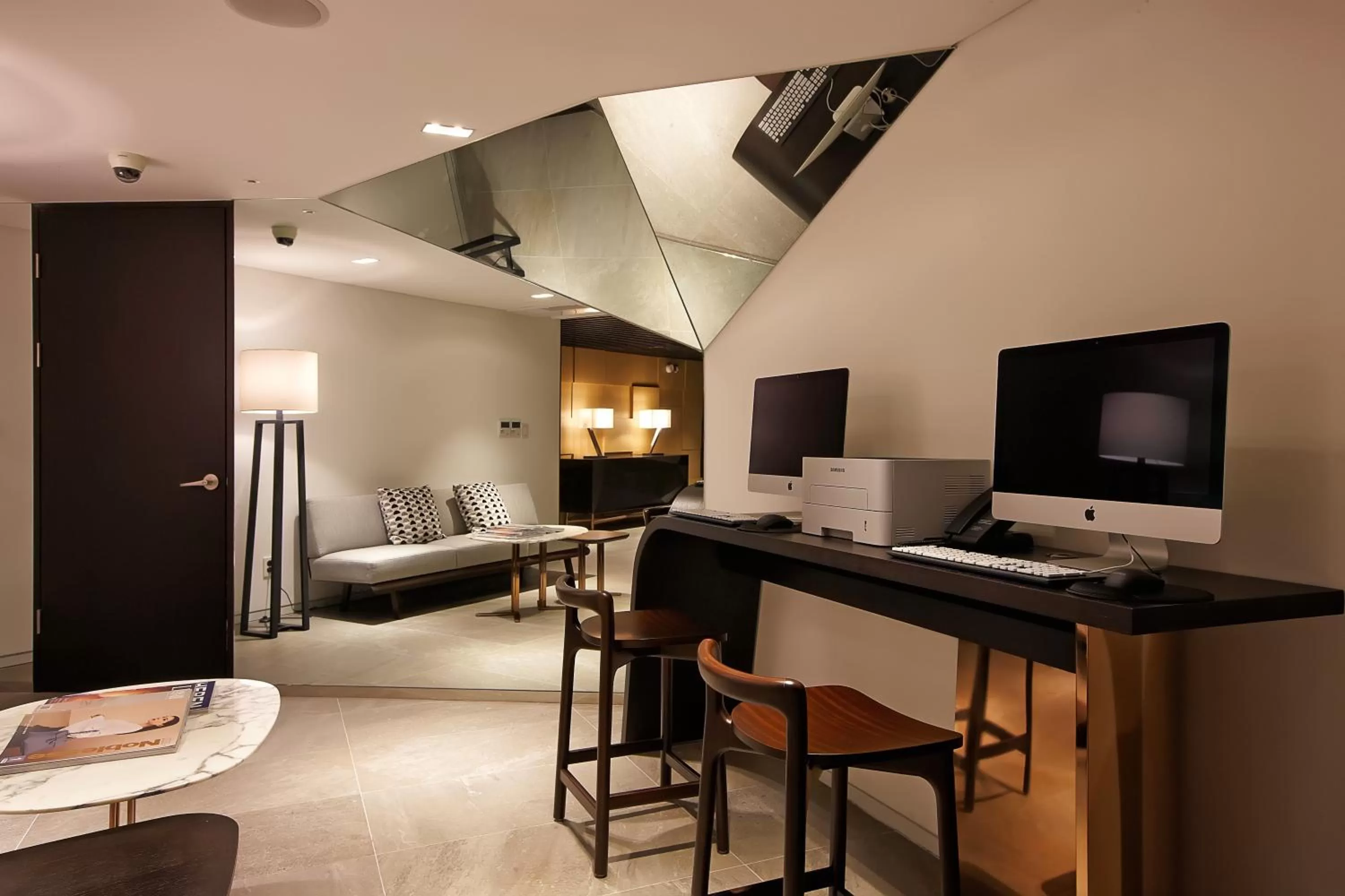 Business facilities in Hotel Entra Gangnam