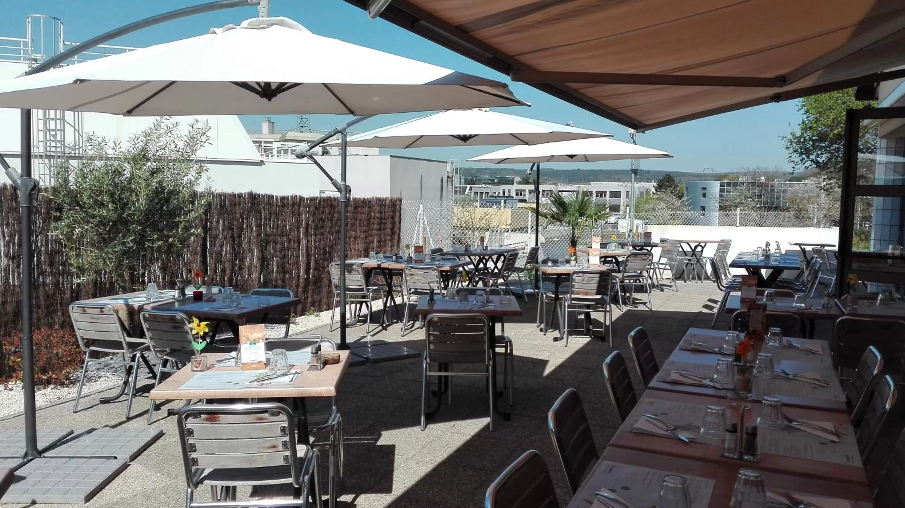 Patio in Campanile Dijon Nord - Toison D'or