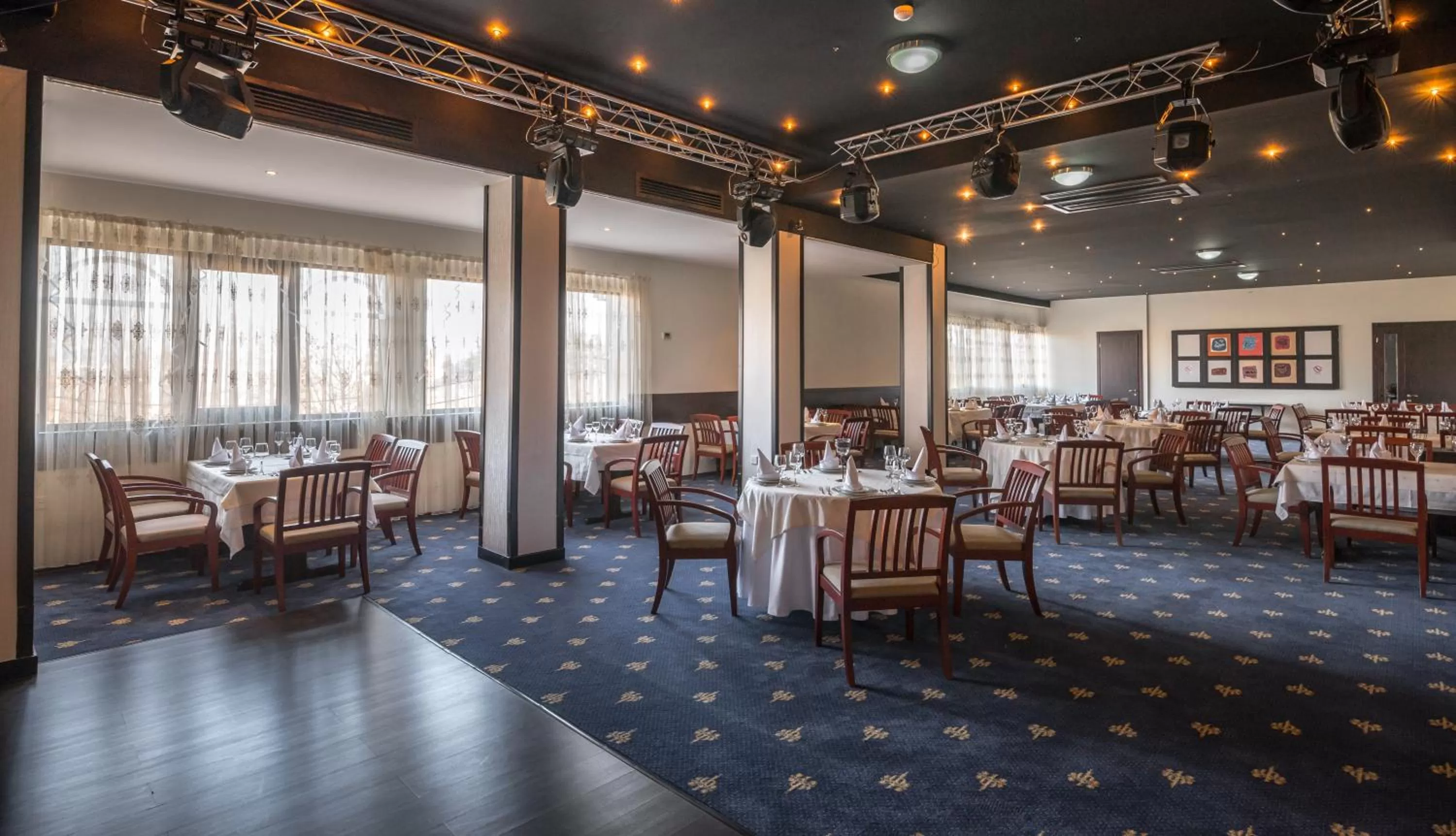 Restaurant/places to eat in Kopala Tskneti Hotel