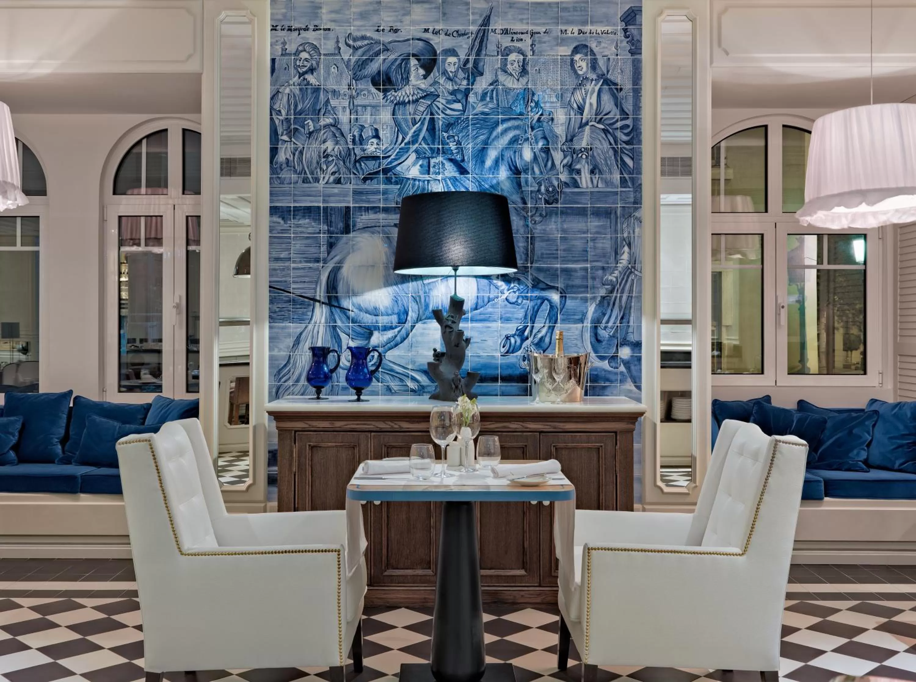 Dining area in H10 Duque de Loule