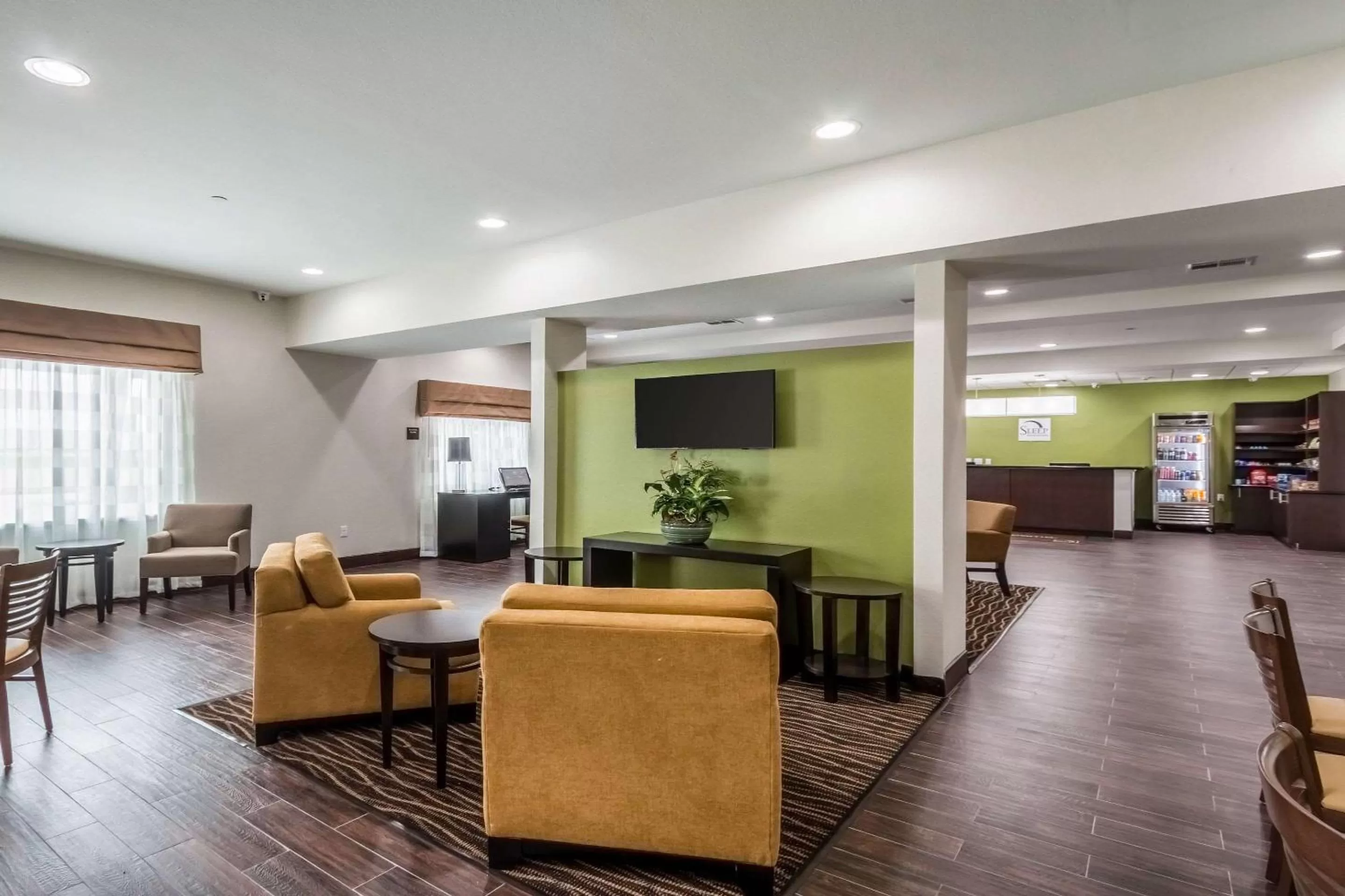 Restaurant/places to eat in Sleep Inn & Suites College Station near University