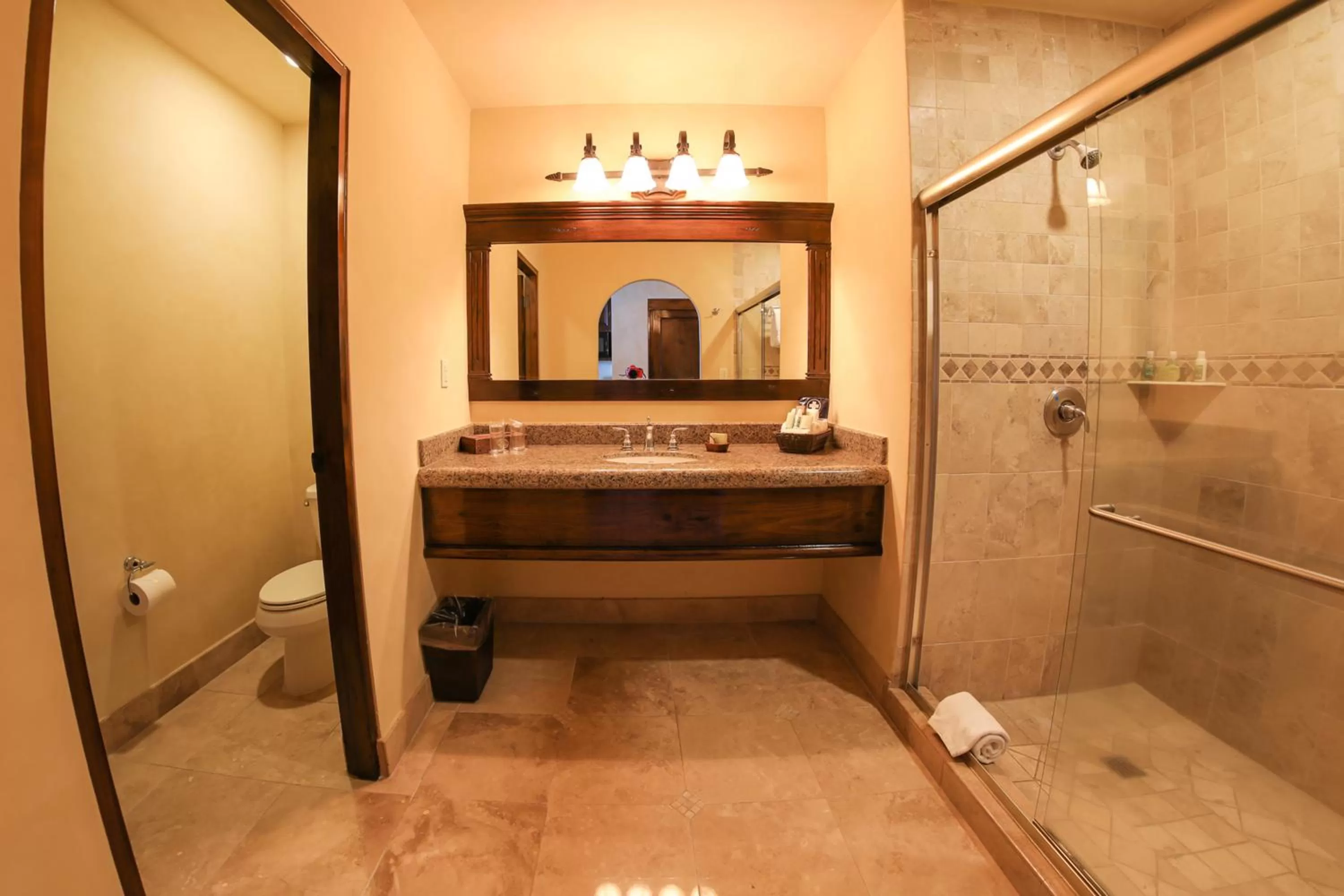 Bathroom in La Mision Loreto