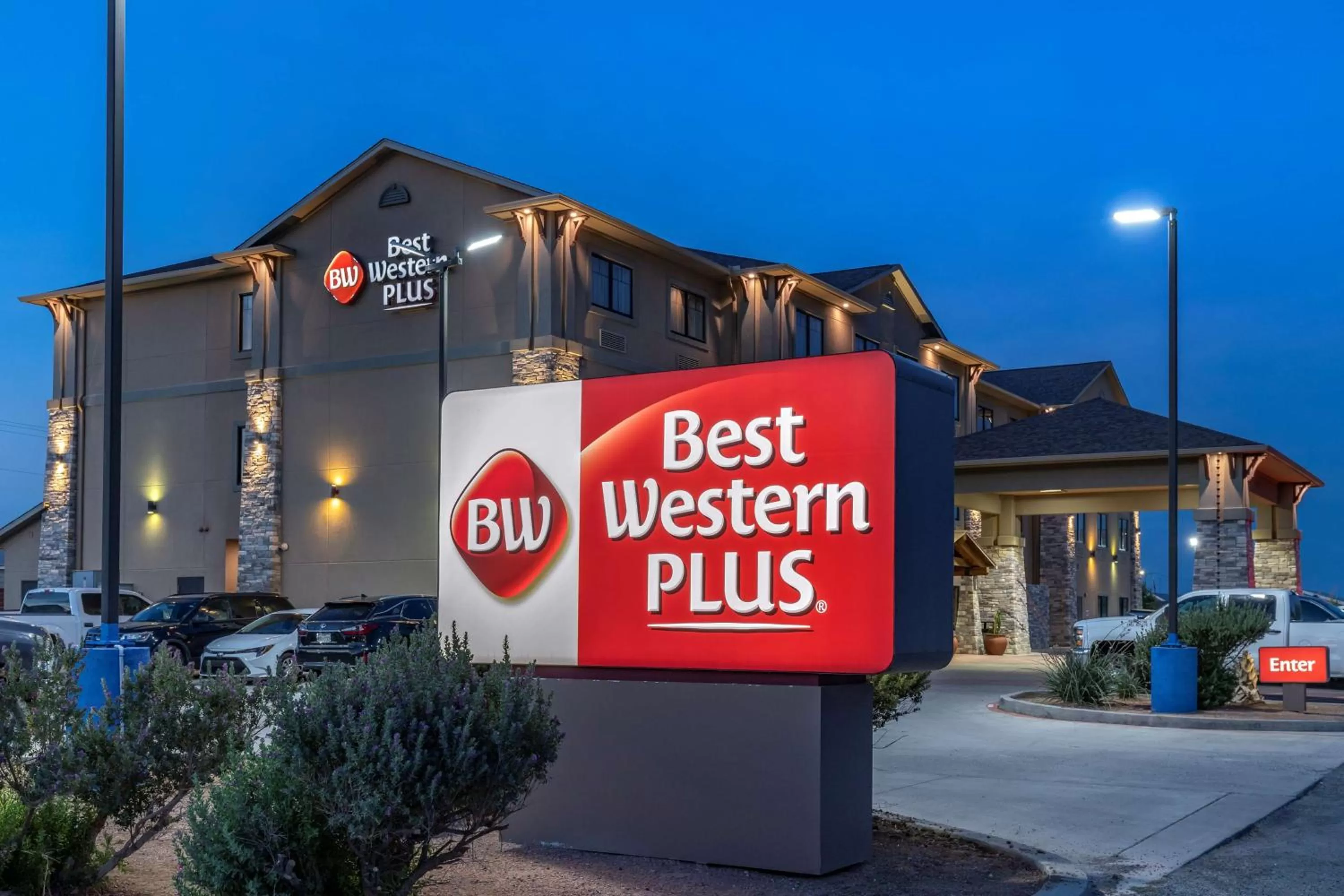 Property building in Best Western Plus Big Lake Inn