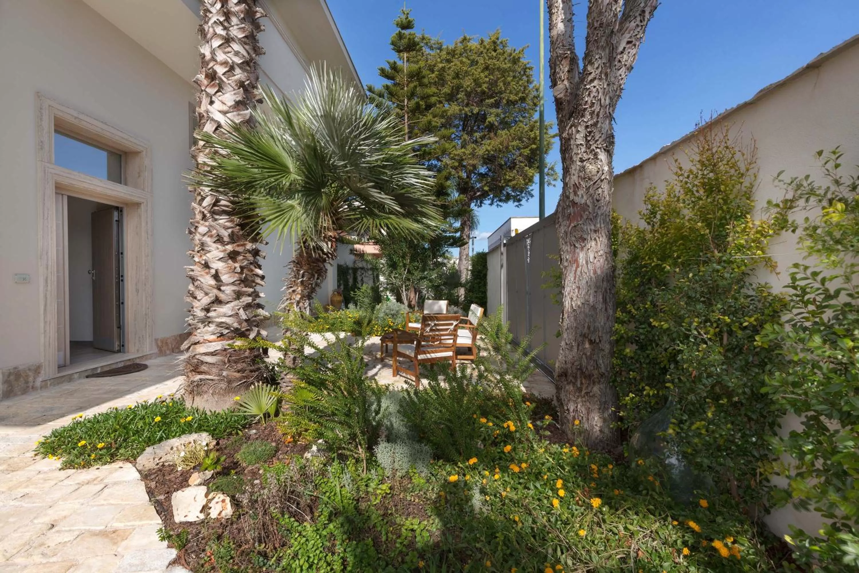 Garden in B&B Le Radici del Salento Luxury Rooms