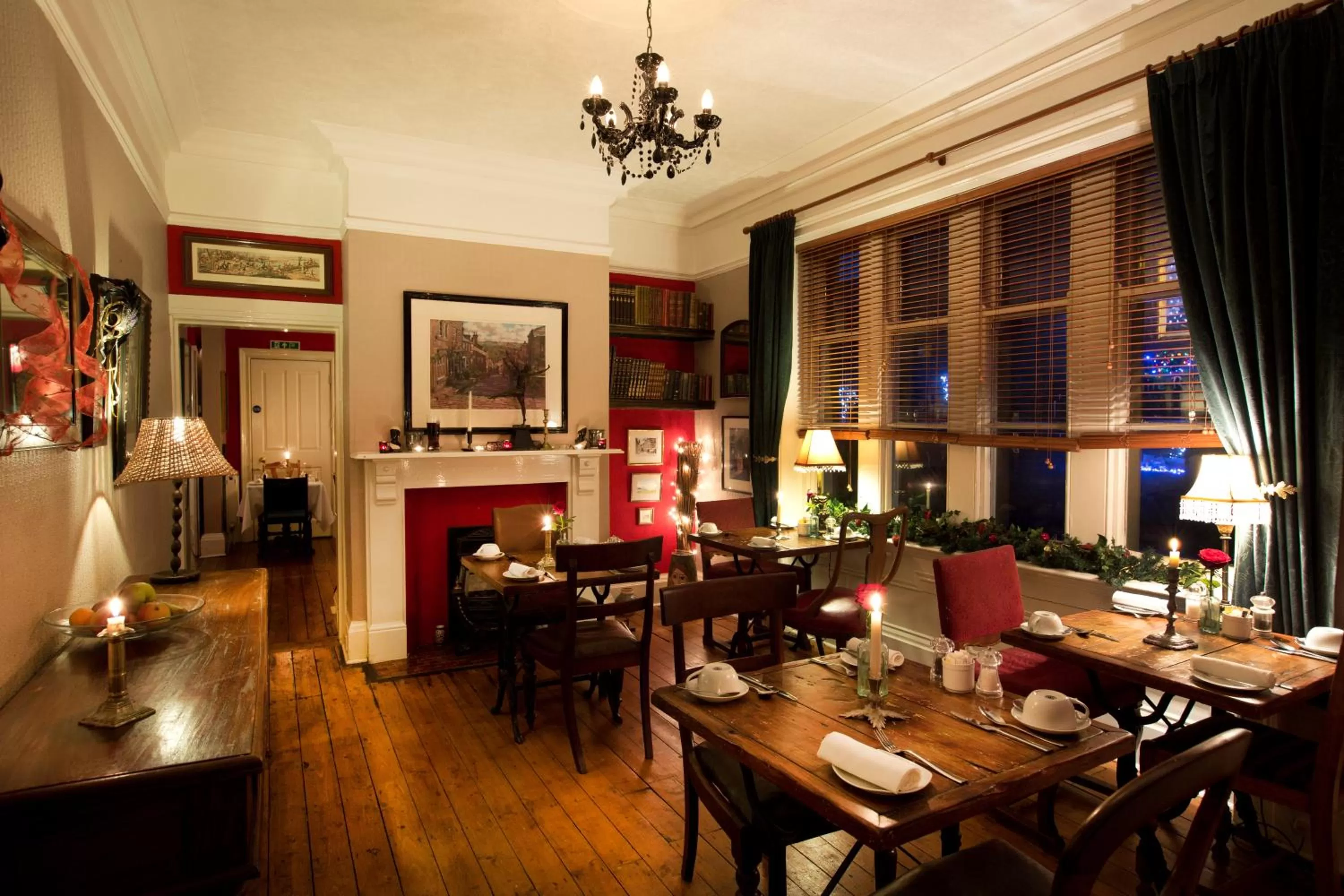 Restaurant/places to eat in The Old Registry guest house