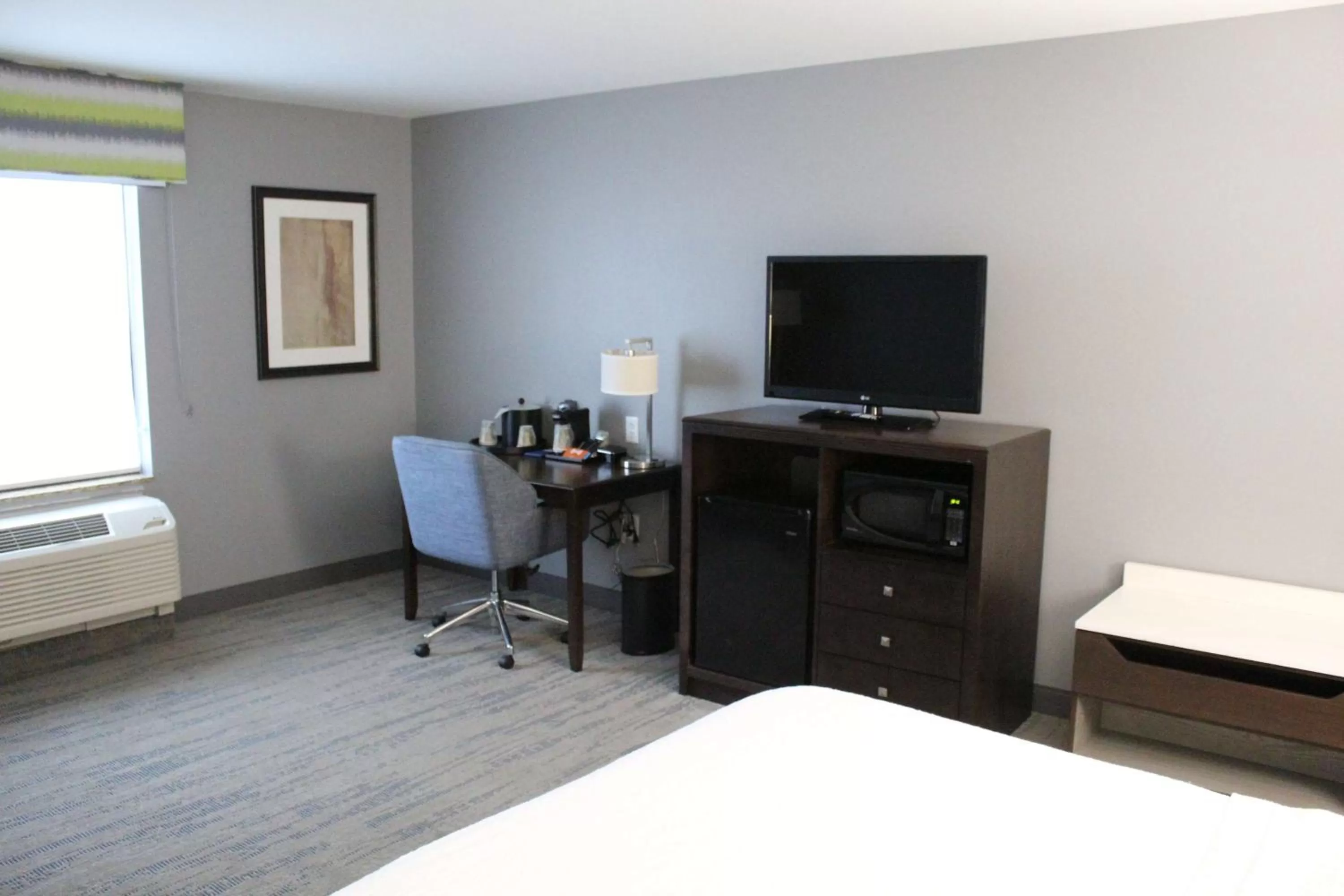 Bedroom, Bed in Hampton Inn Indianapolis NW/Zionsville