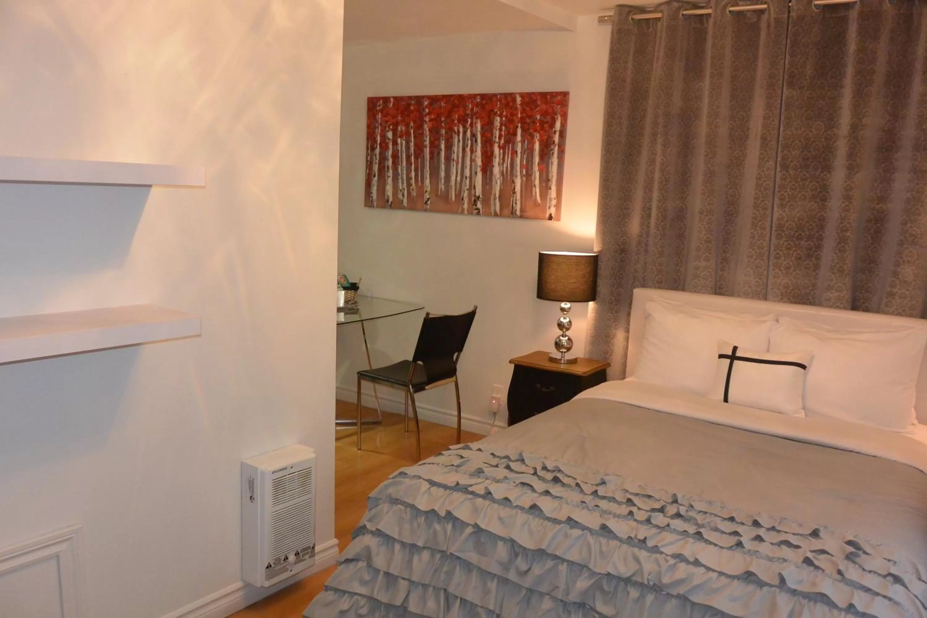 Bed in Manoir Sainte Genevieve