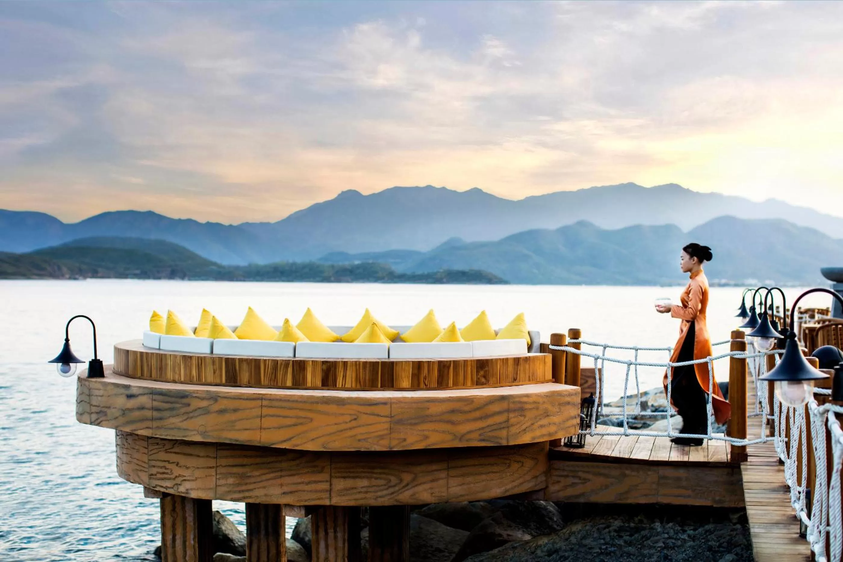 Lounge or bar in Vinpearl Luxury Nha Trang