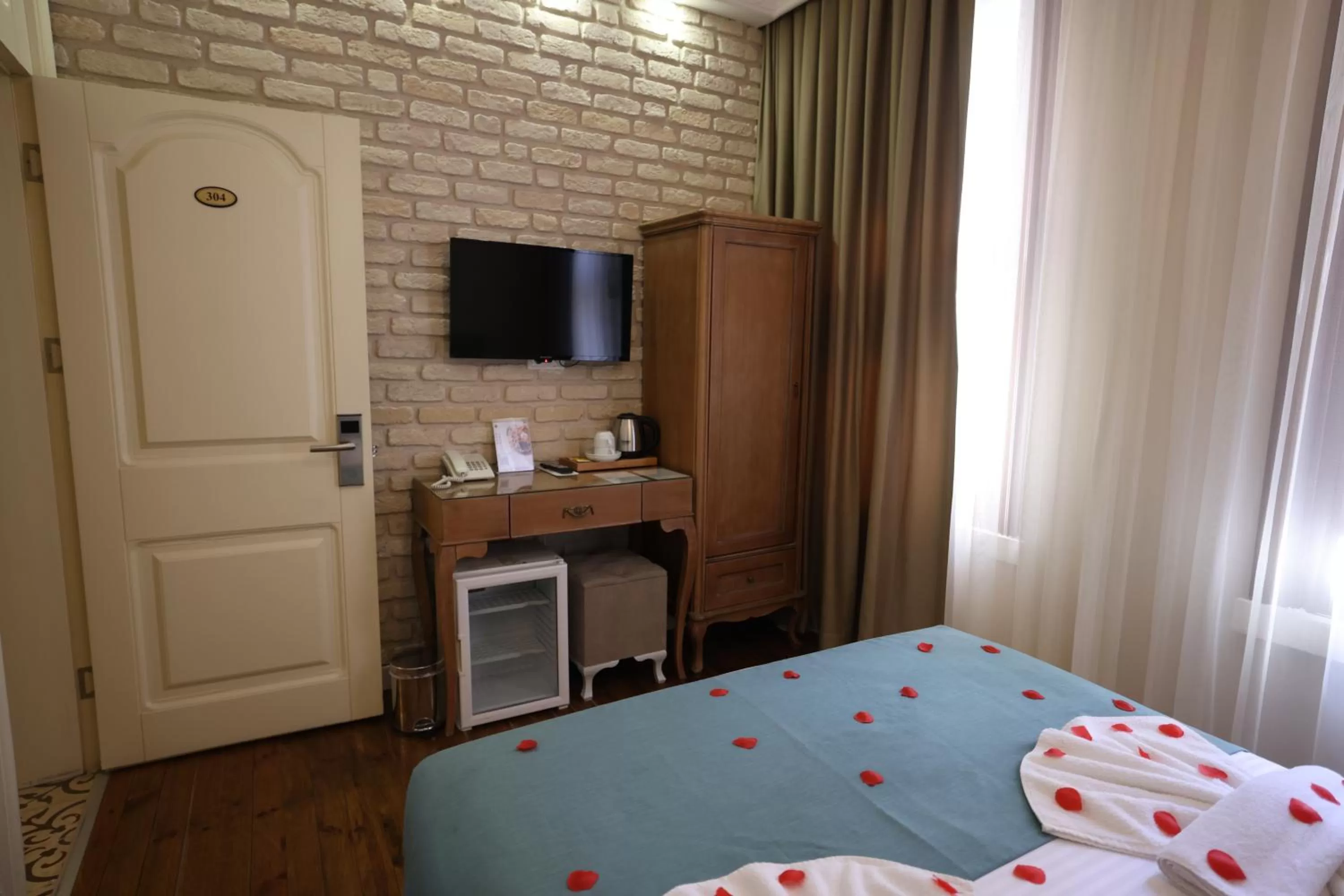 Bedroom, Bed in Nusretbey Hotel