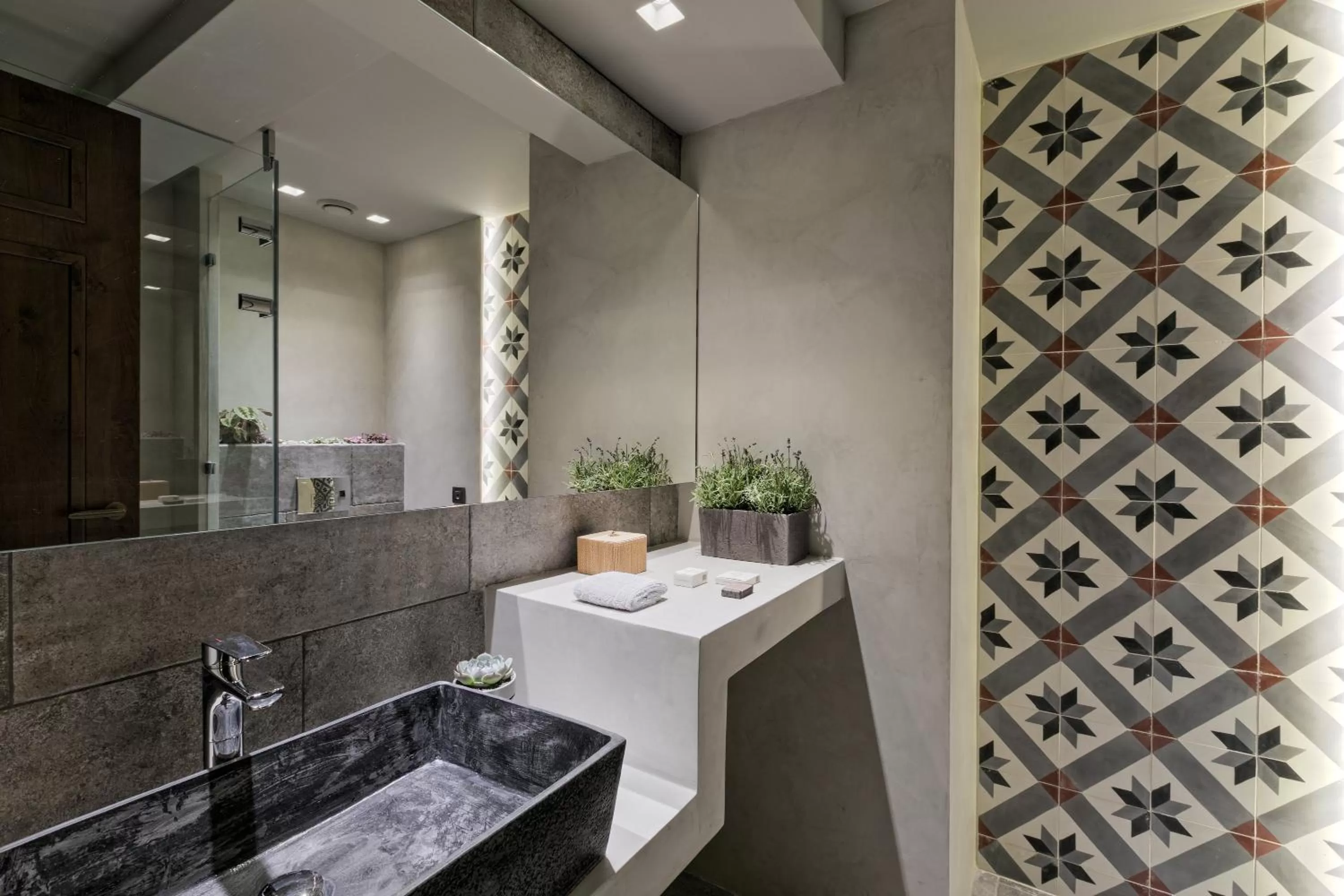 Shower in Estia Boutique Apartments