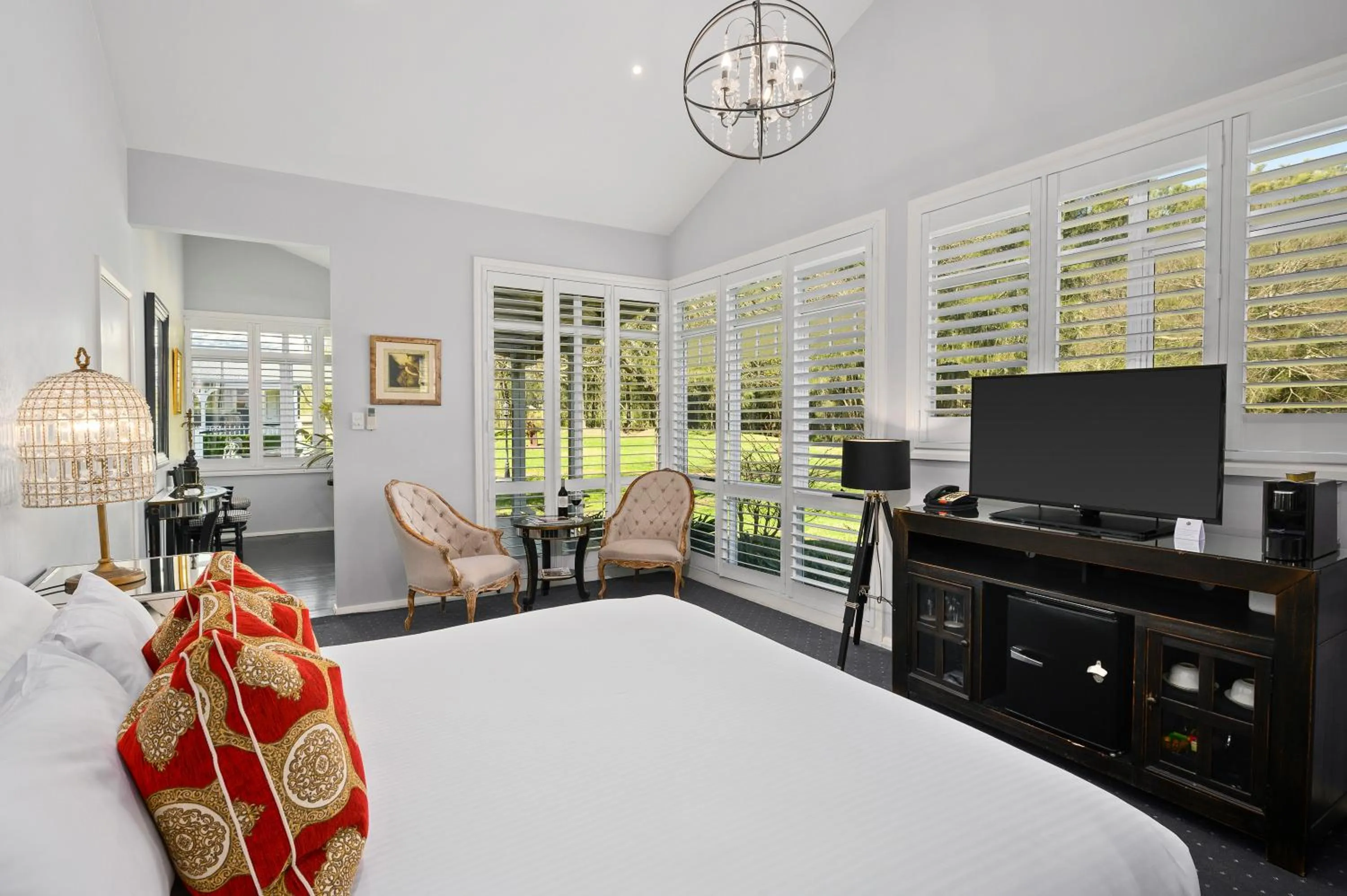 Bedroom, Bed in The Convent Hunter Valley Hotel