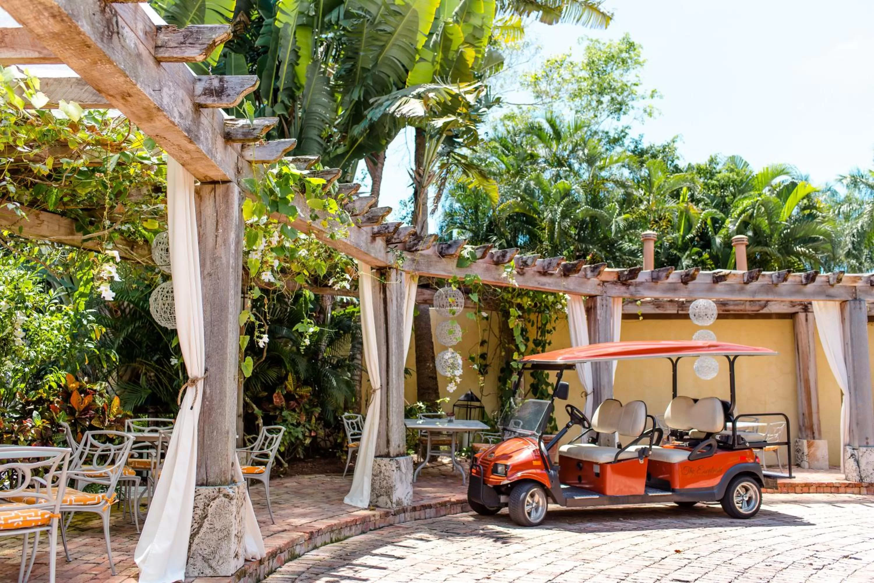 Property building in Hotel Escalante