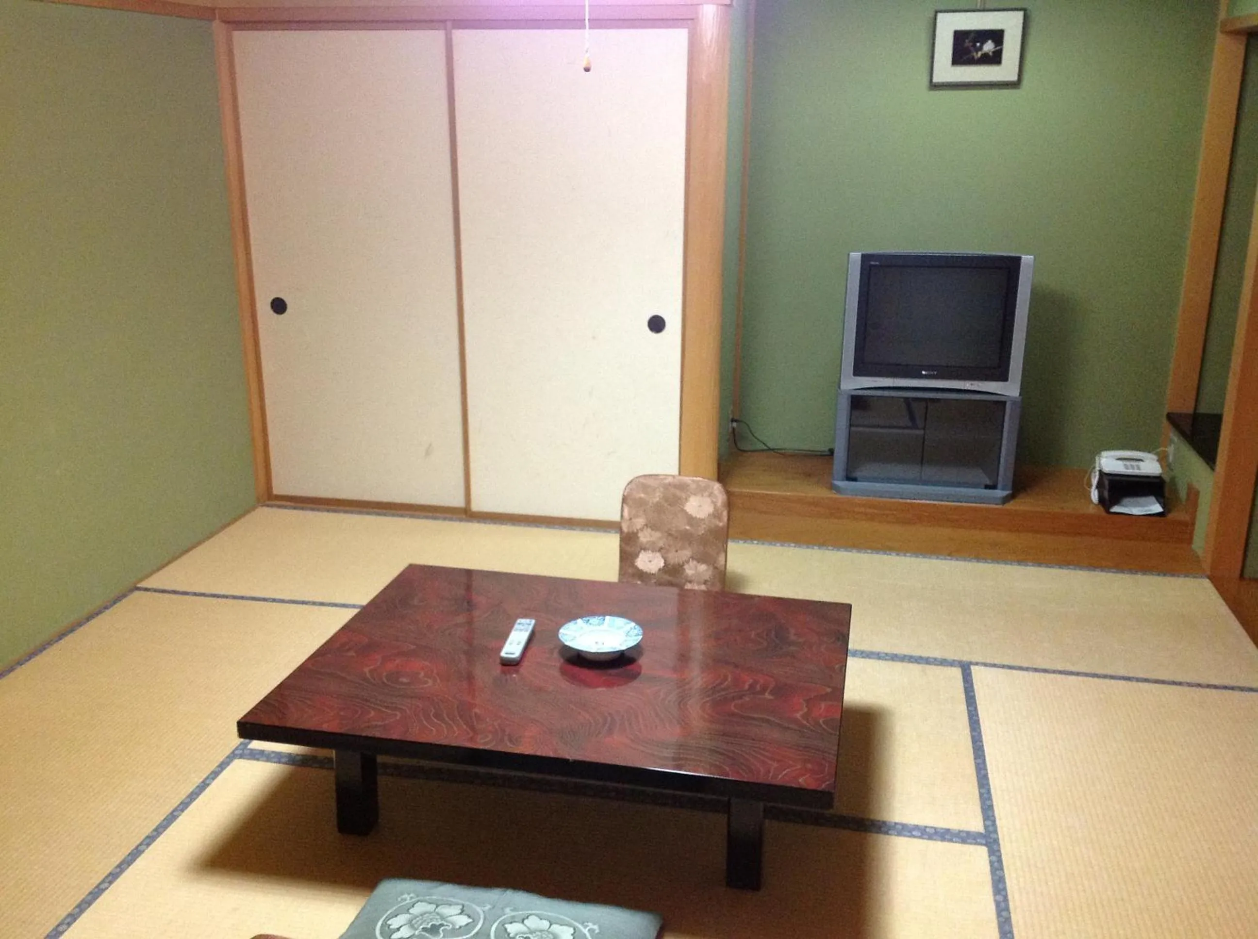 Dining area in Nakayasu Ryokan