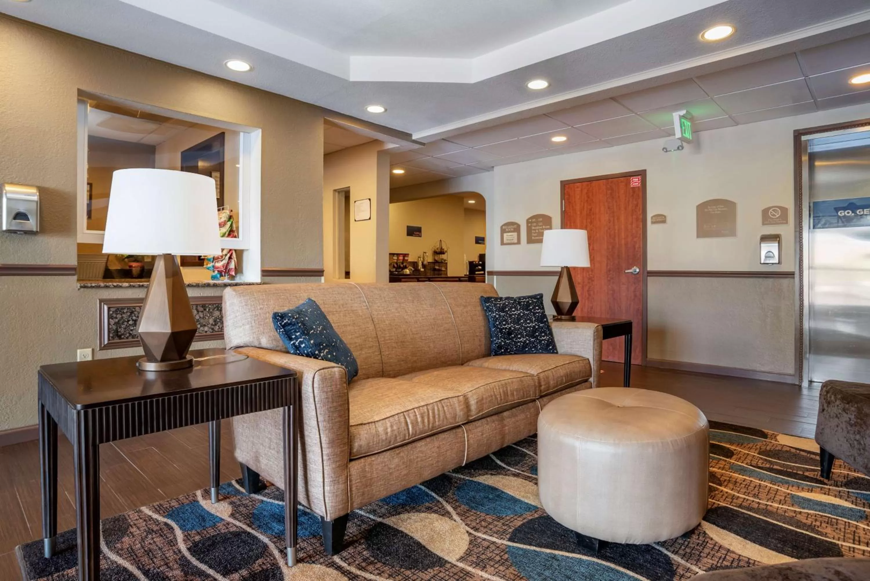 Lobby or reception in Best Western Troy Inn