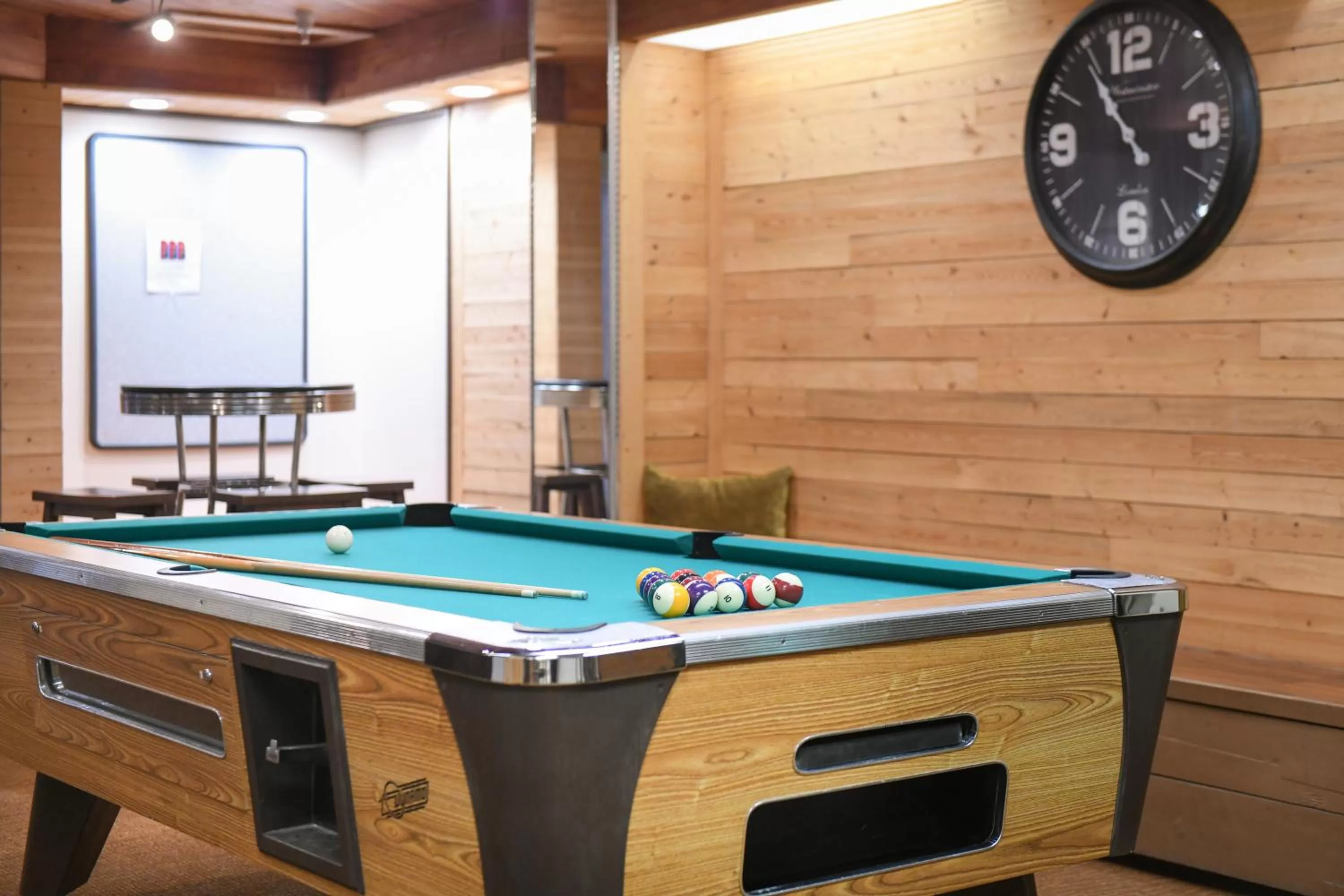 Billiard in Park Shore Waikiki