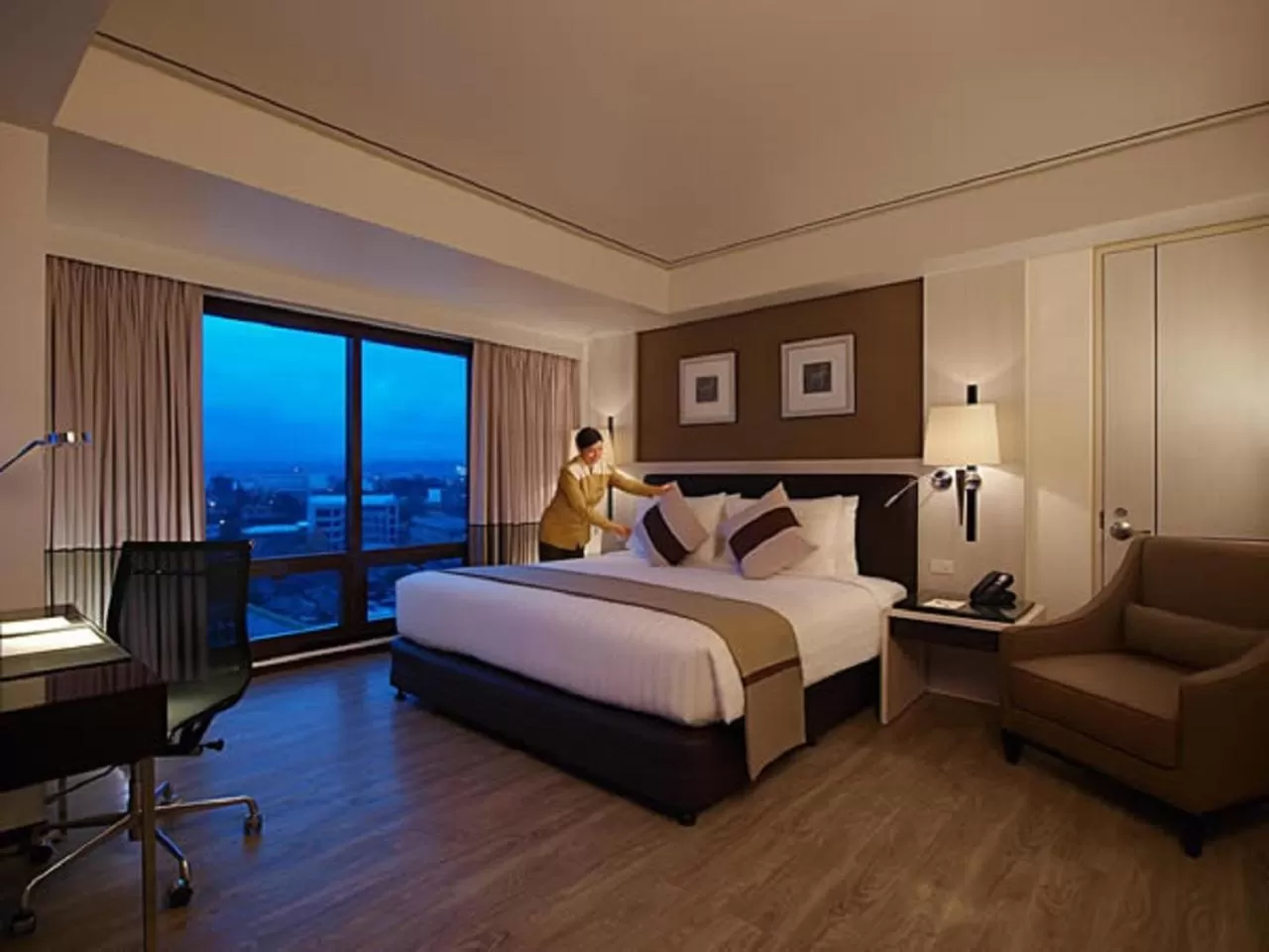 Premier King Room in Seda Centrio - Cagayan De Oro