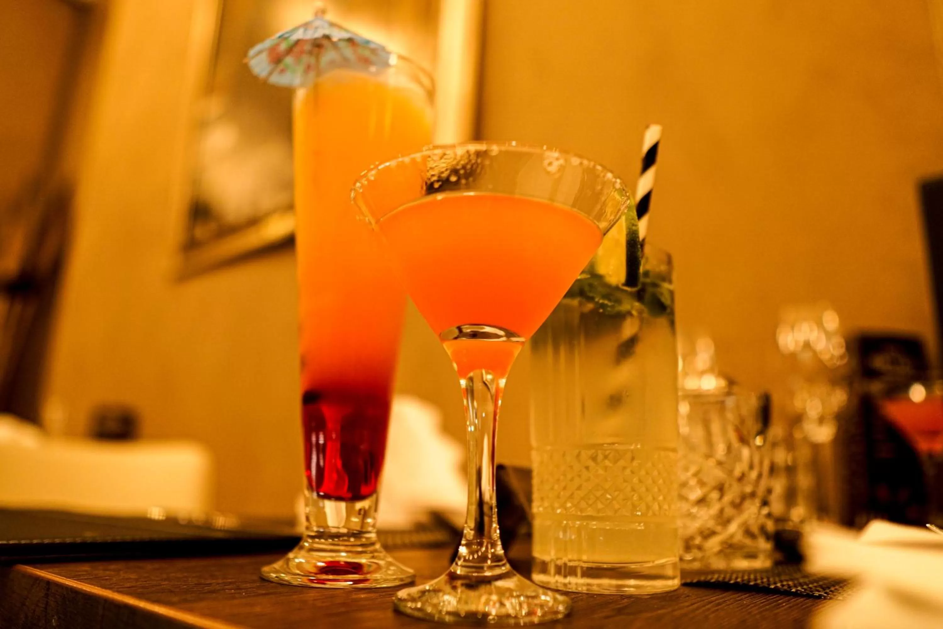 Food and drinks in Halvard Hotel