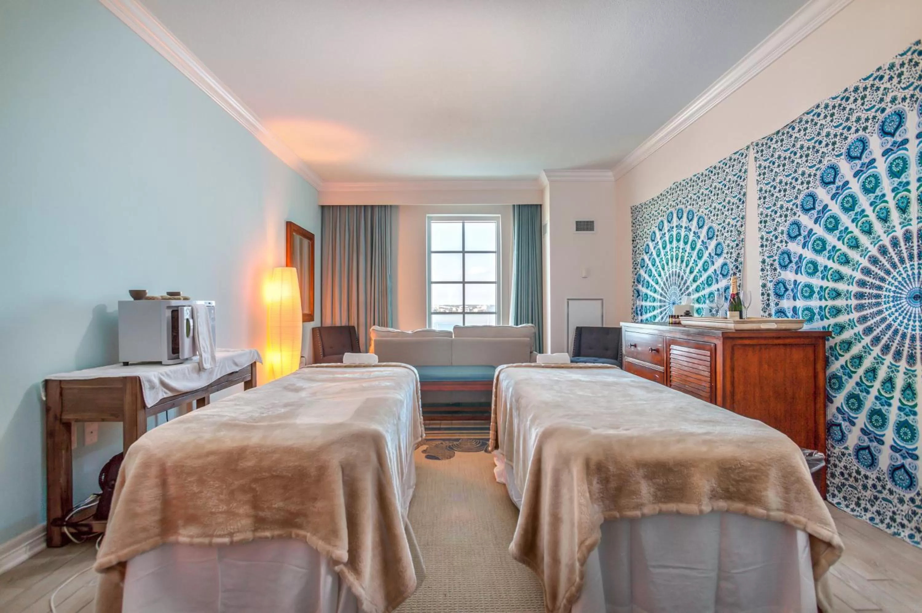 Massage, Bed in The Pensacola Beach Resort