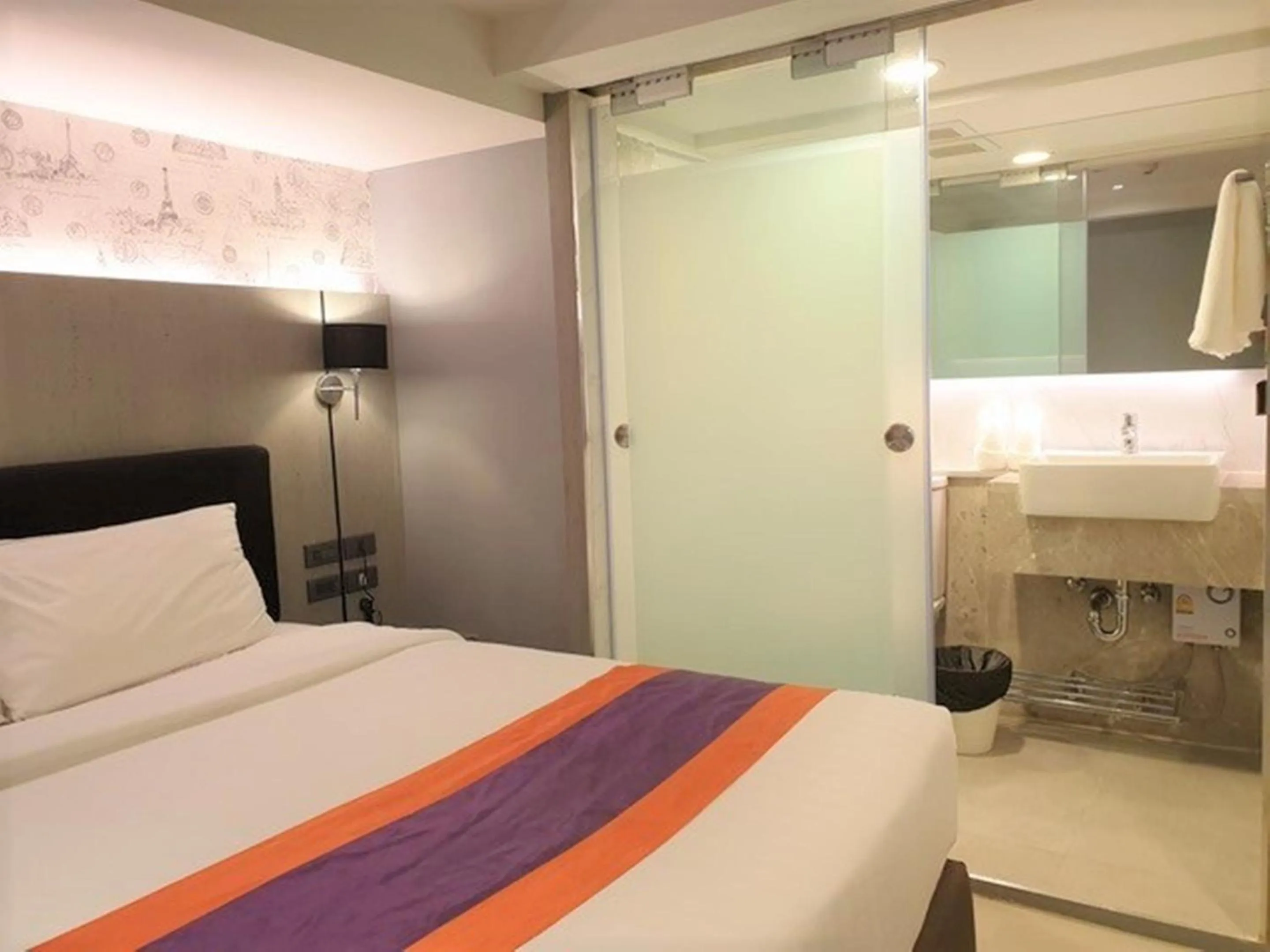 Bed in Studio Ekamai