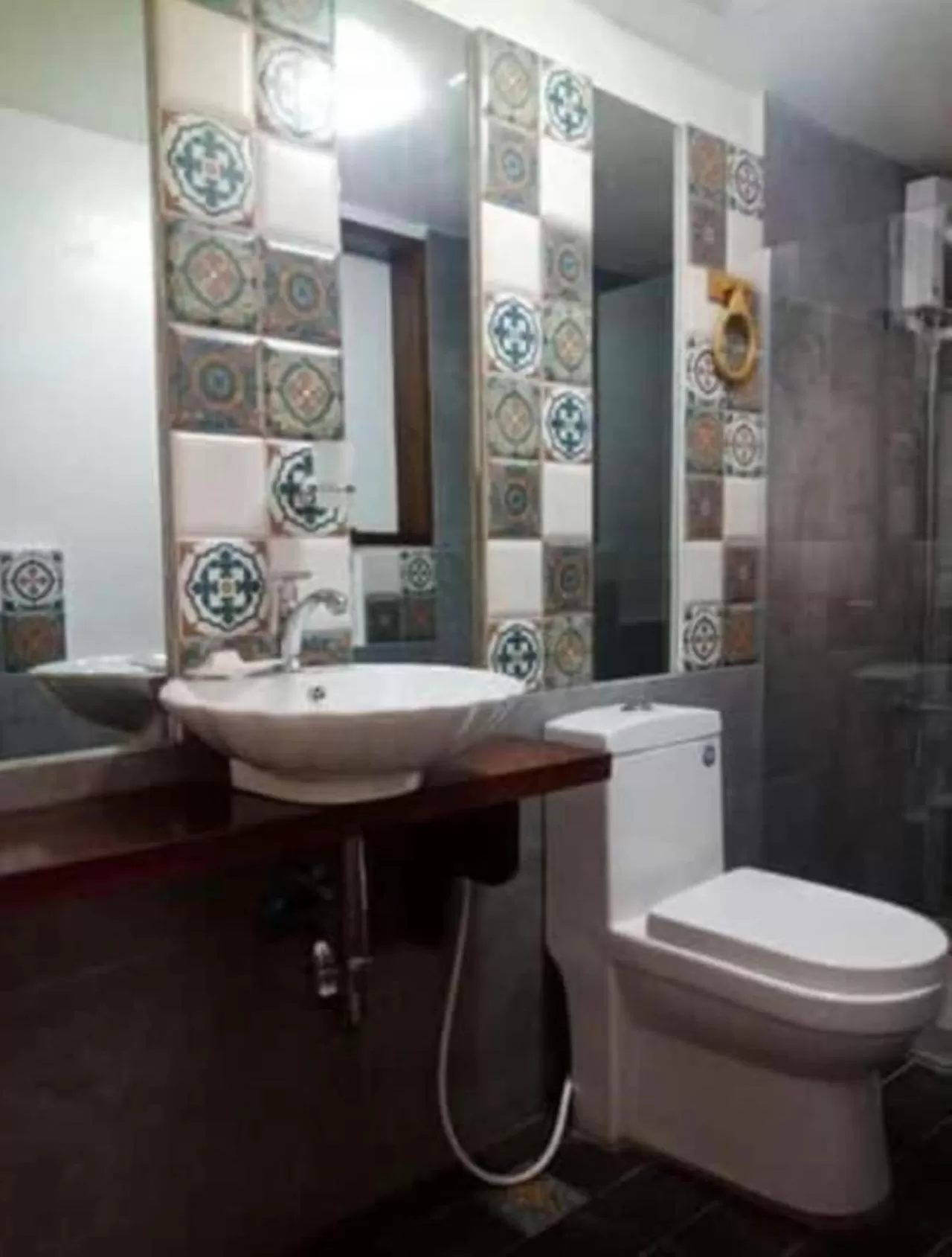 Bathroom in Peak View Resort