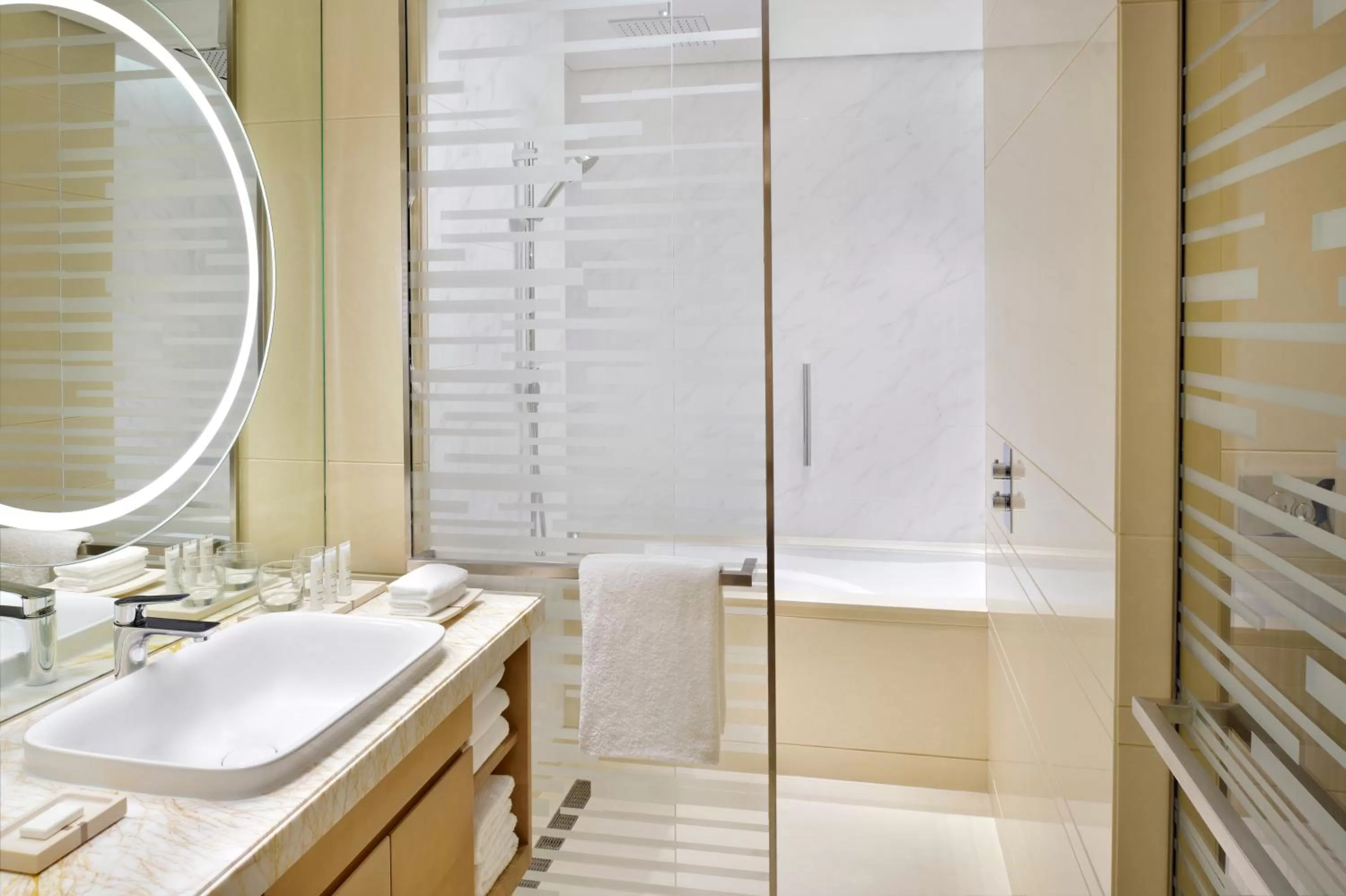 1 King Standard Marina View  in Crowne Plaza Dubai Marina by IHG