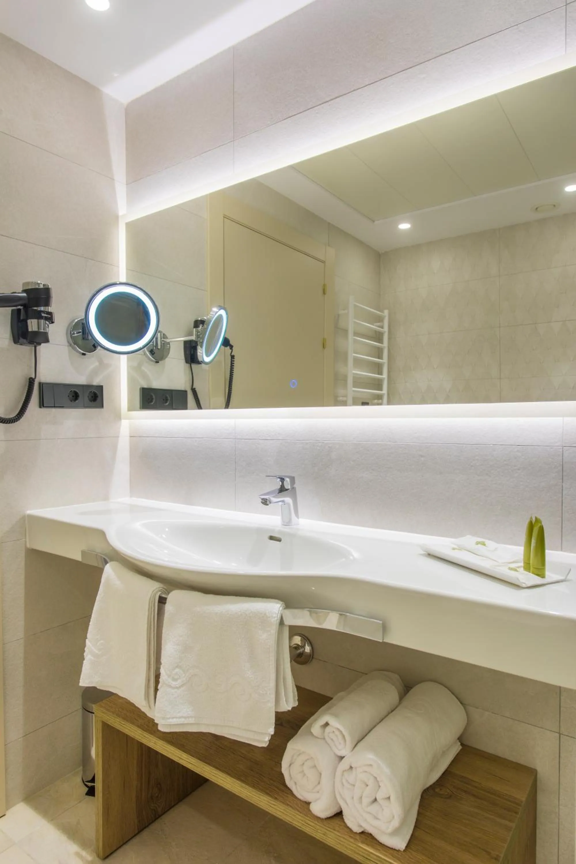 Bathroom in Hotel Presidente 4 sup