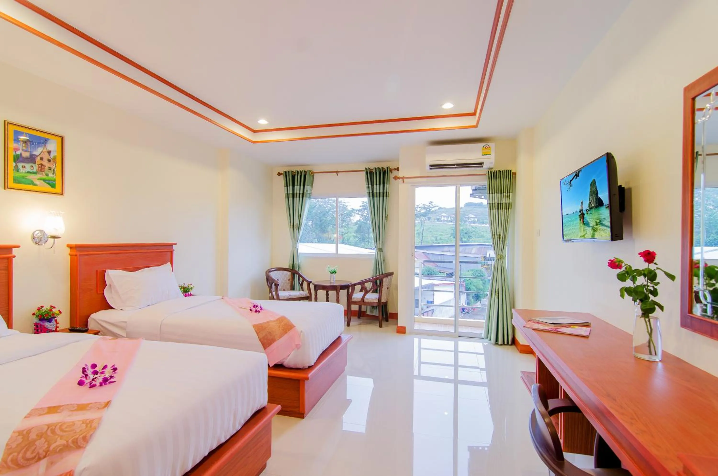 Balcony/Terrace, Bed in Phaithong Sotel Resort