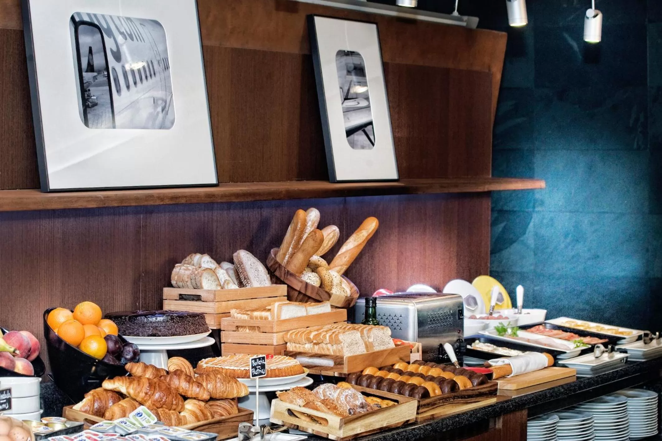 Buffet breakfast in Best Western Plus Hotel Alfa Aeropuerto